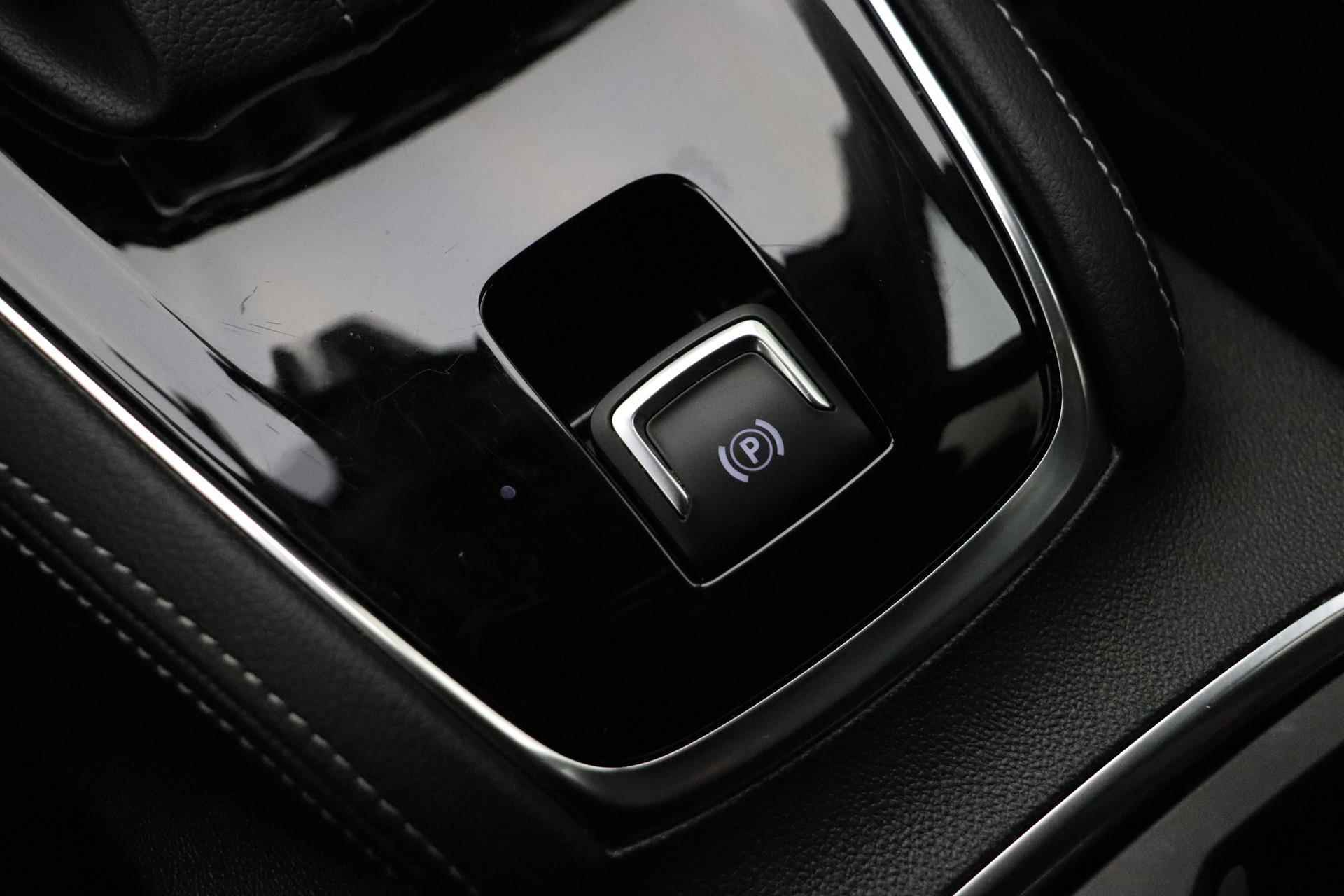 Opel Grandland X 1.2 Turbo 130pk Business Executive Automaat | Navigatie | Camera | Climate control | Getint glas | Dakrails | Cruise control | Lichtmetalen velgen - 30/35
