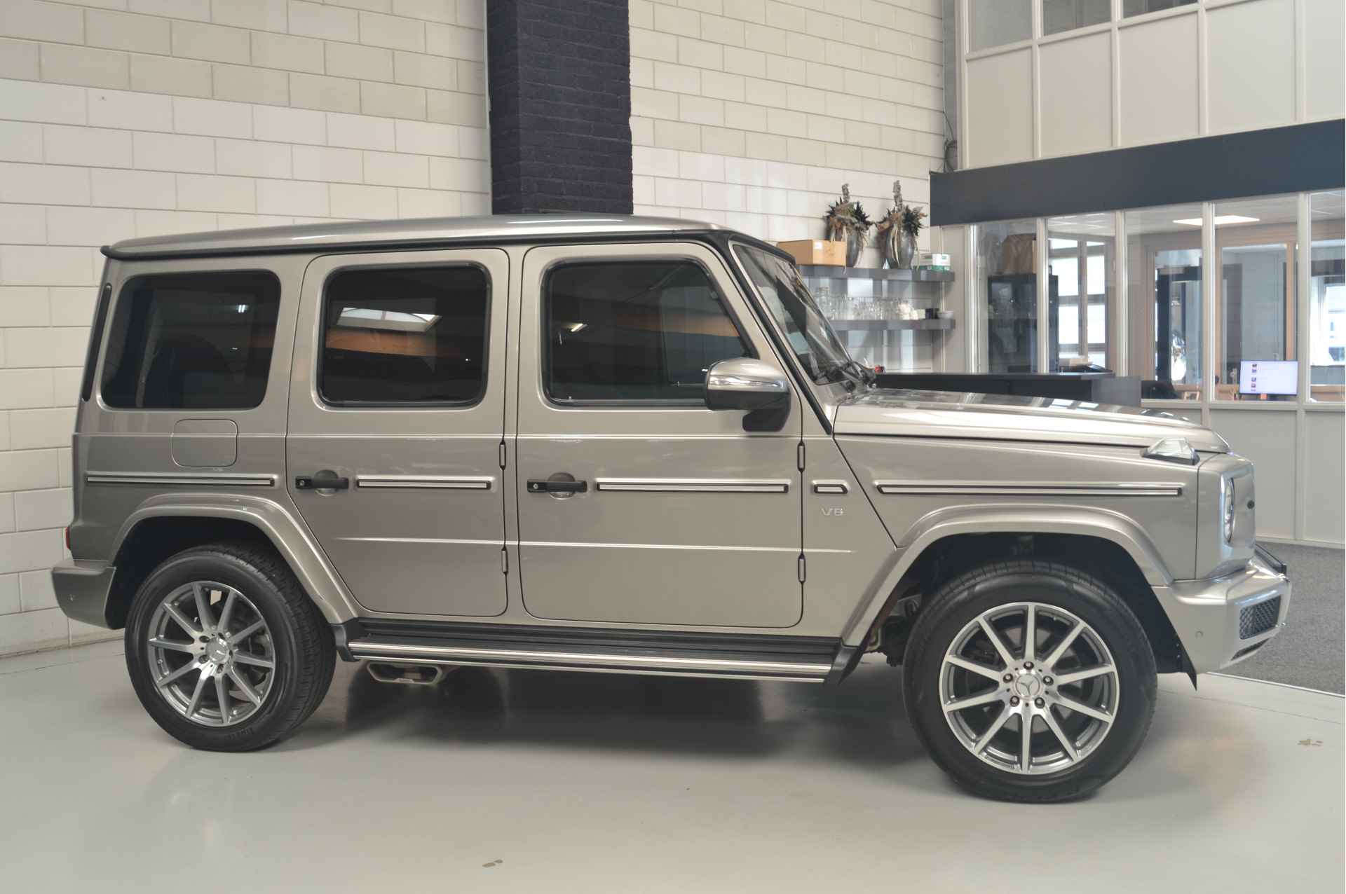 Mercedes-Benz G-Klasse 500 // BTW AUTO // NIEUW MODEL // AKRAPOVIC UITLAATSYSTEEM // TREKHAAK // - 4/24