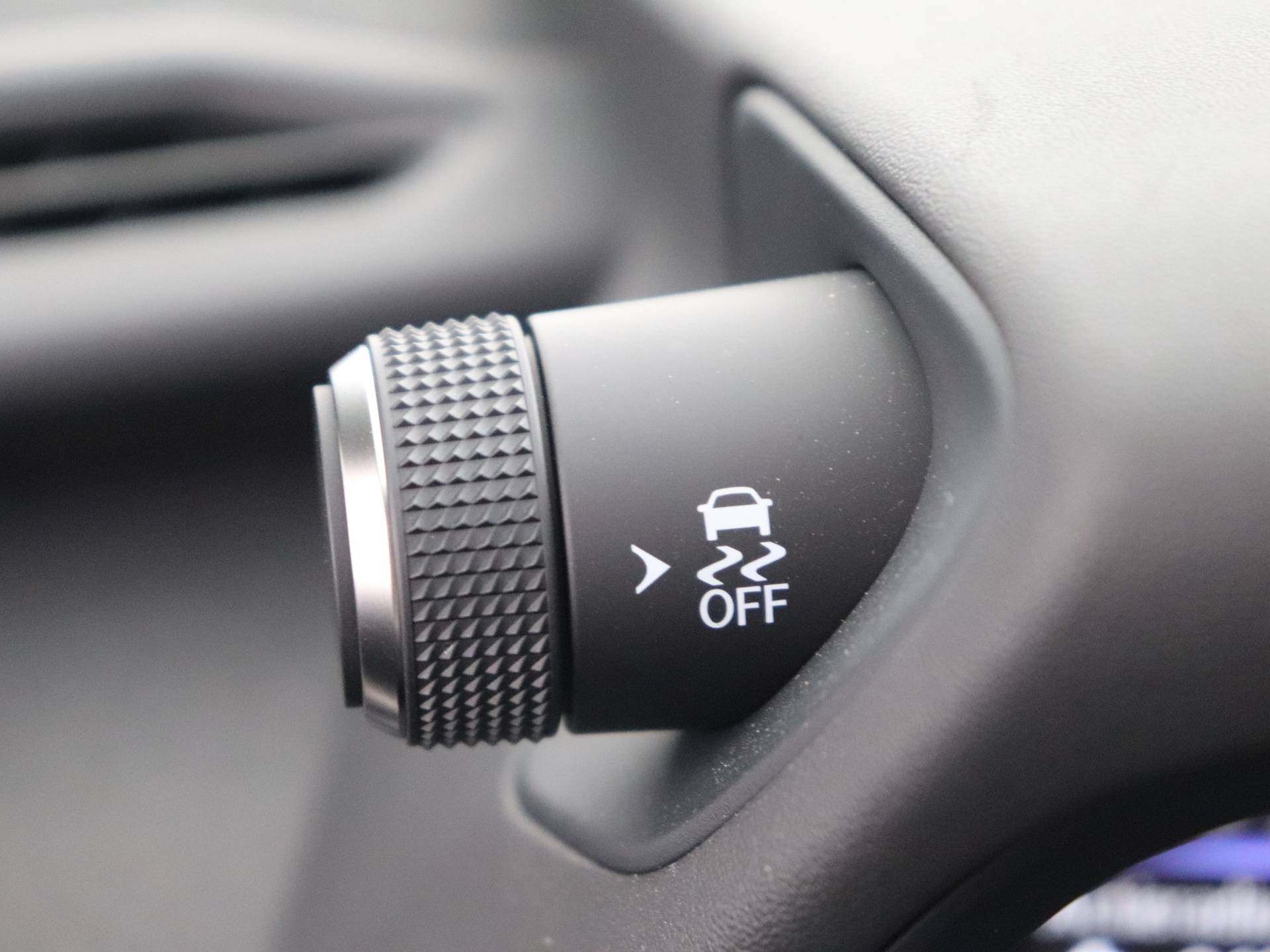 Lexus UX 300e Luxury | Leder | Stoelverwarming en -ventilatie | Safety System+ | - 19/50