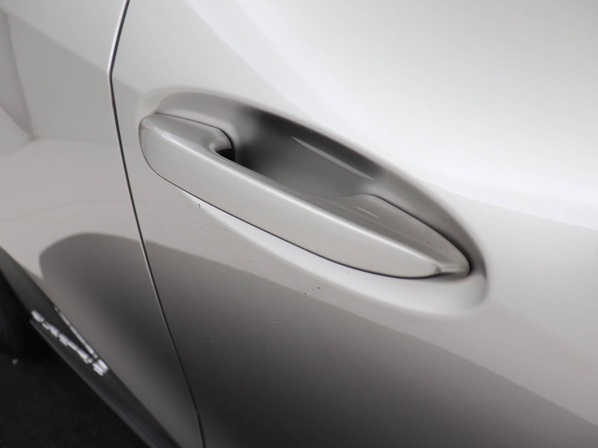Lexus UX 300e Luxury | Leder | Stoelverwarming en -ventilatie | Safety System+ | - 36/50