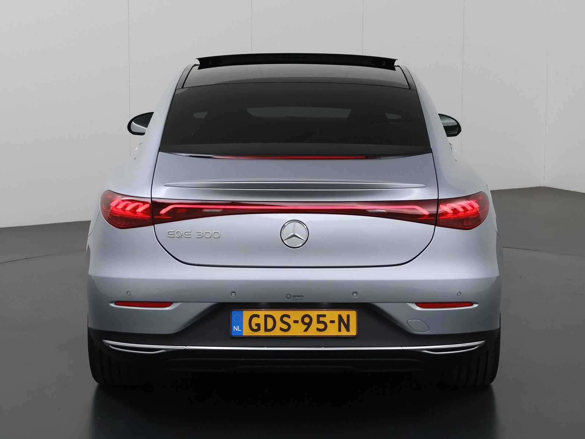 Mercedes-Benz EQE 300 Business Edition 89 kWh | AppleCarplay/ AndroidAuto | Panoramadak | Stoelverwarming | Lane-assist | DAB | - 5/43