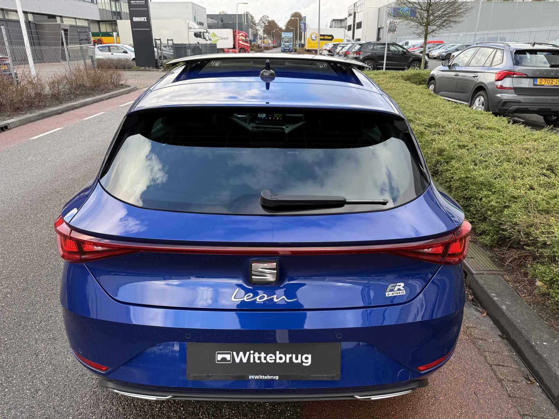 SEAT Leon 1.4 TSI eHybrid PHEV 204pk DSG FR / PANODAK / NAVI/ Camera / Stuur & Stoelverwarming / 17" LMV - 9/35