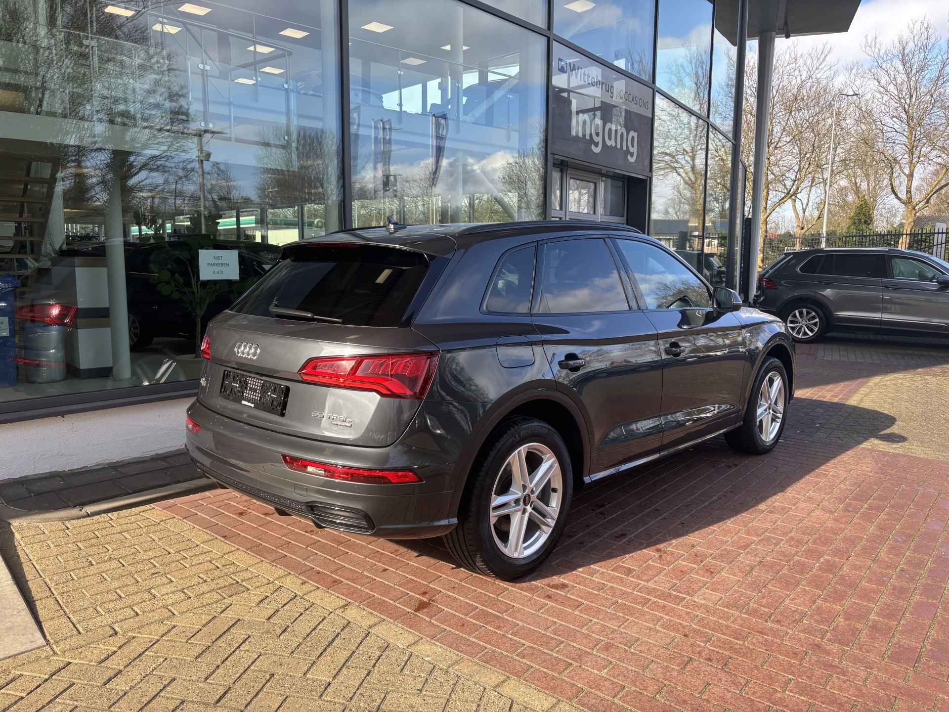 Audi Q5 50 TFSI e 299pk quattro S edition / Panoramadak / Bang & Olufsen / Optiekpakket zwart  / Matrix Led / Audi smartphone interface / Servosluiting achterklep - 39/46