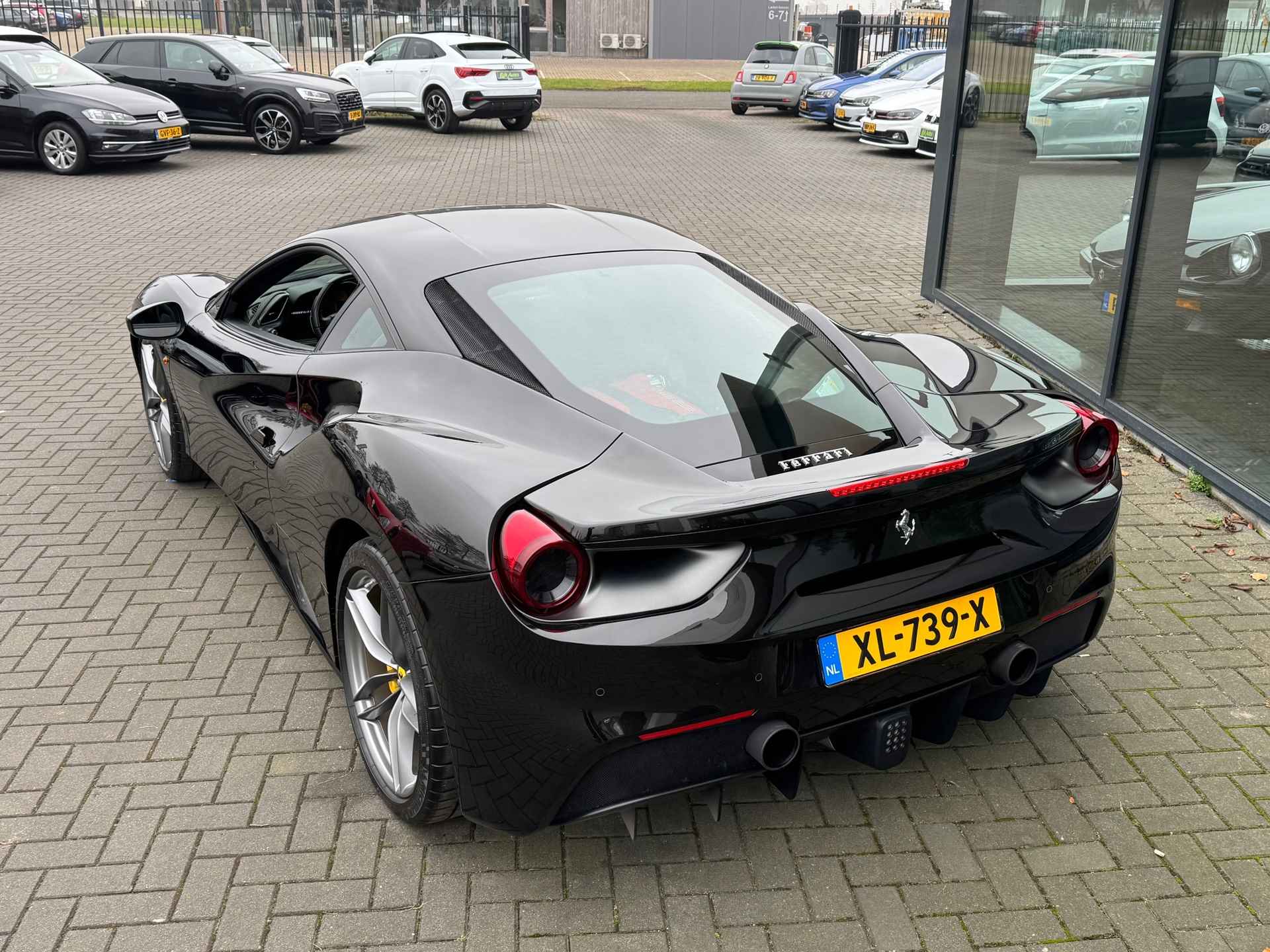 Ferrari 488 3.9 GTB HELE * Daytona Seats * Carbon Driver Zone * Dealer Onderhouden - 3/43