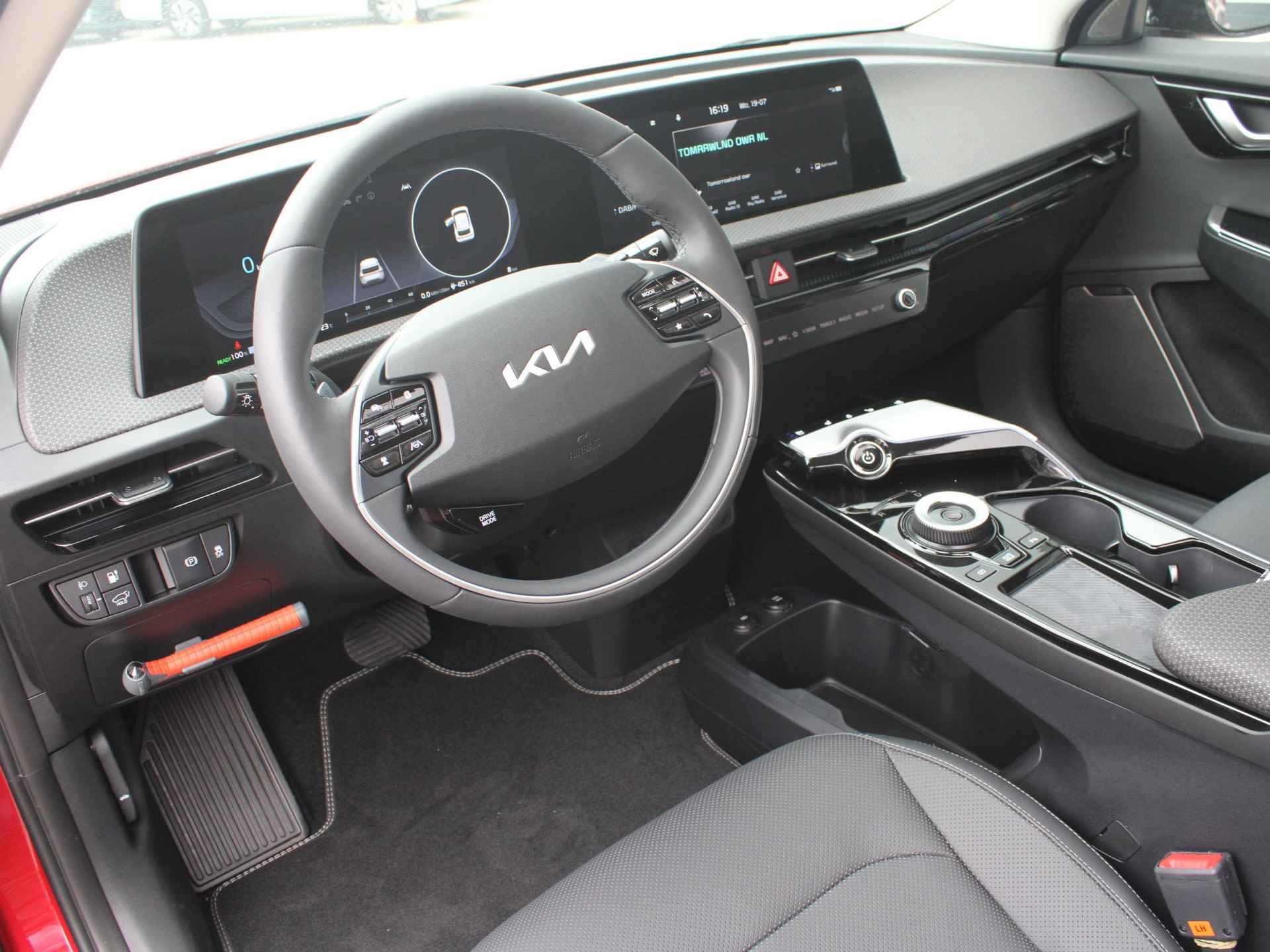 Kia EV6 Plus Advanced 77.4 kWh | Schuif-/kanteldak | Navi | Clima | Adapt. Cruise | Carplay | 20'' LM | Stoelverwarming en Verkoeling - 4/36