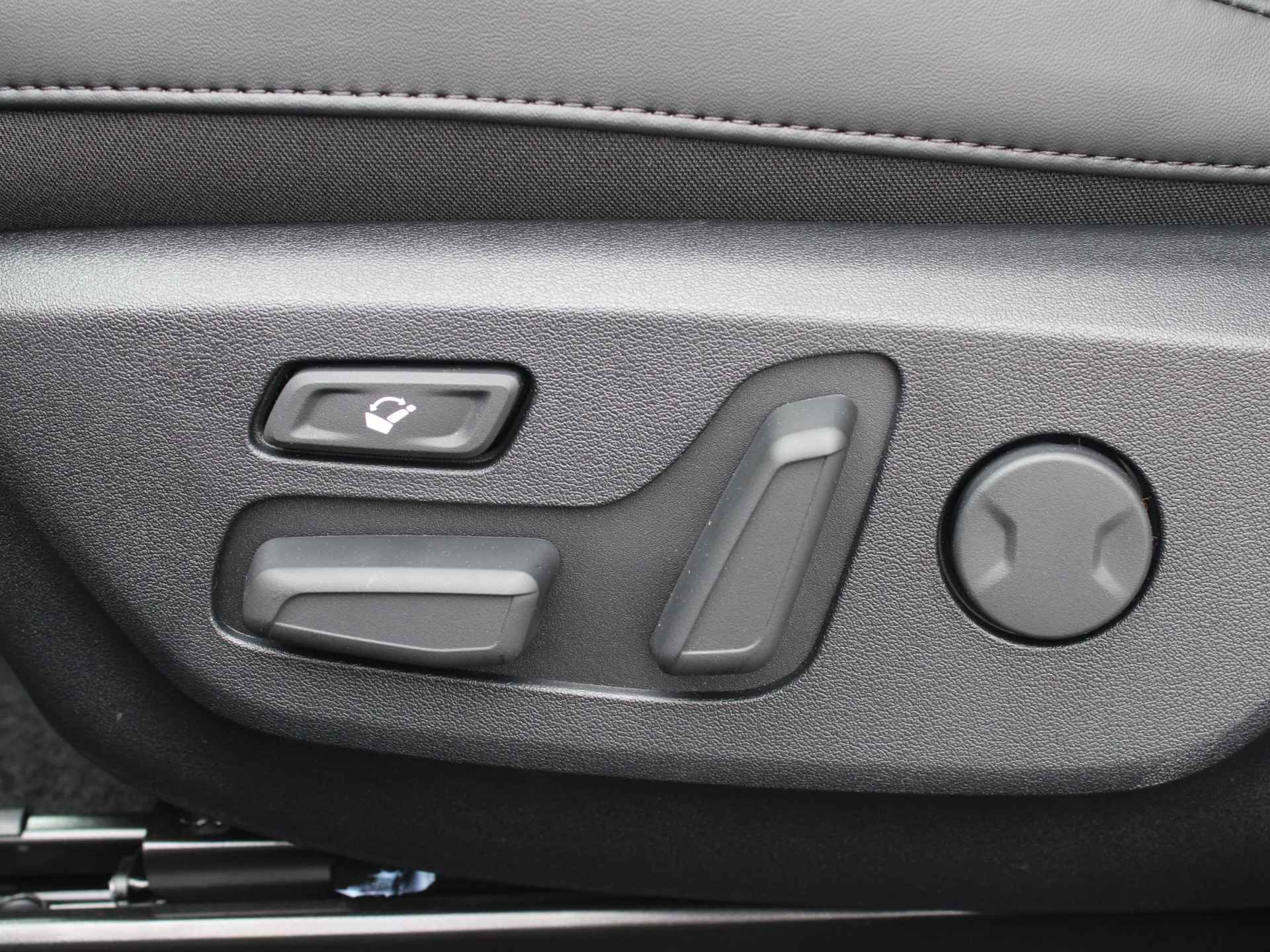 Kia EV6 Plus Advanced 77.4 kWh | Schuif-/kanteldak | Navi | Clima | Adapt. Cruise | Carplay | 20'' LM | Stoelverwarming en Verkoeling - 7/36