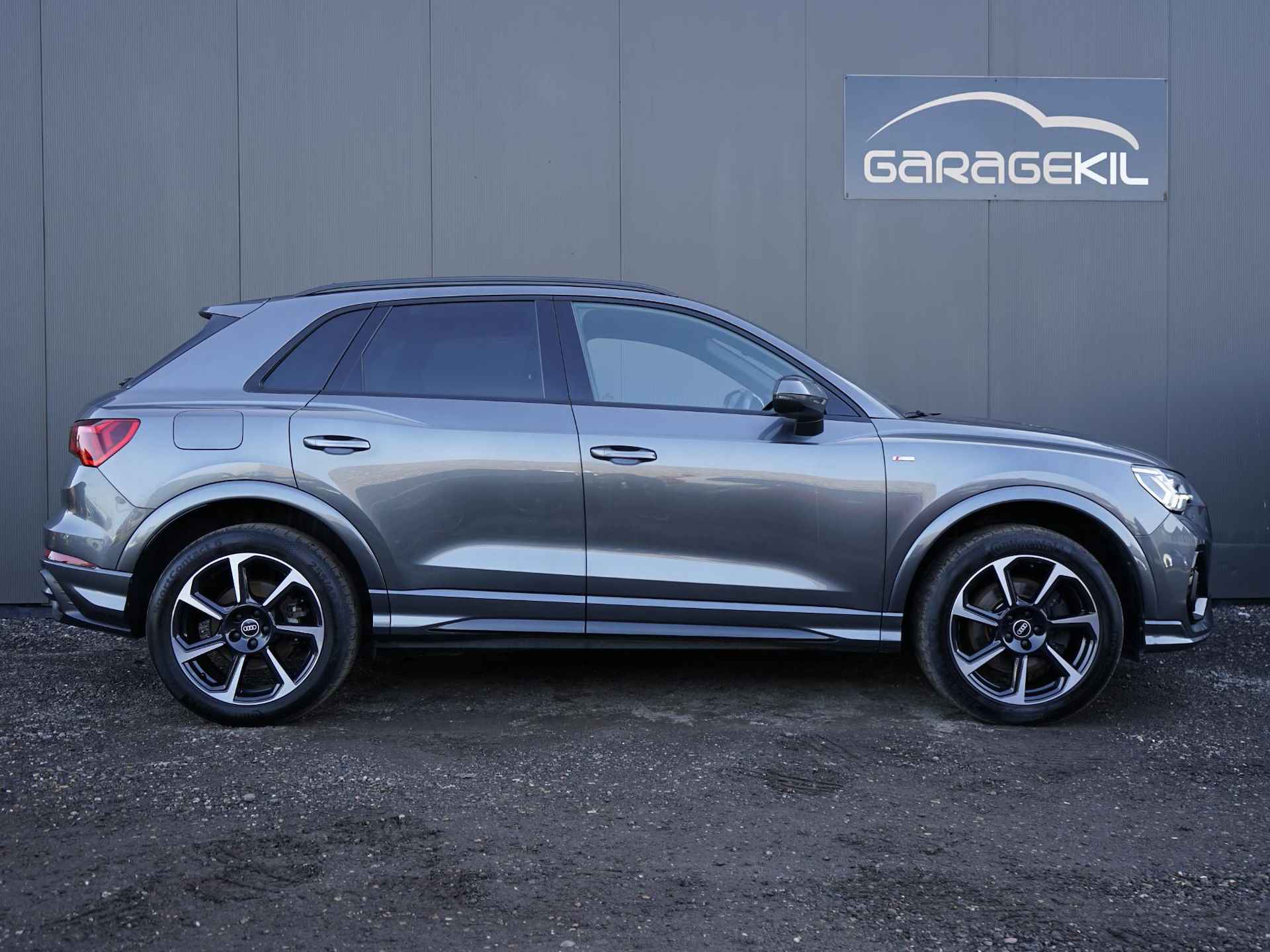 Audi Q3 45 TFSI e S edition 1ste eig. / Dealeronderh. / Magnetic Ride / Sonos / Matrix / Camera - 6/33