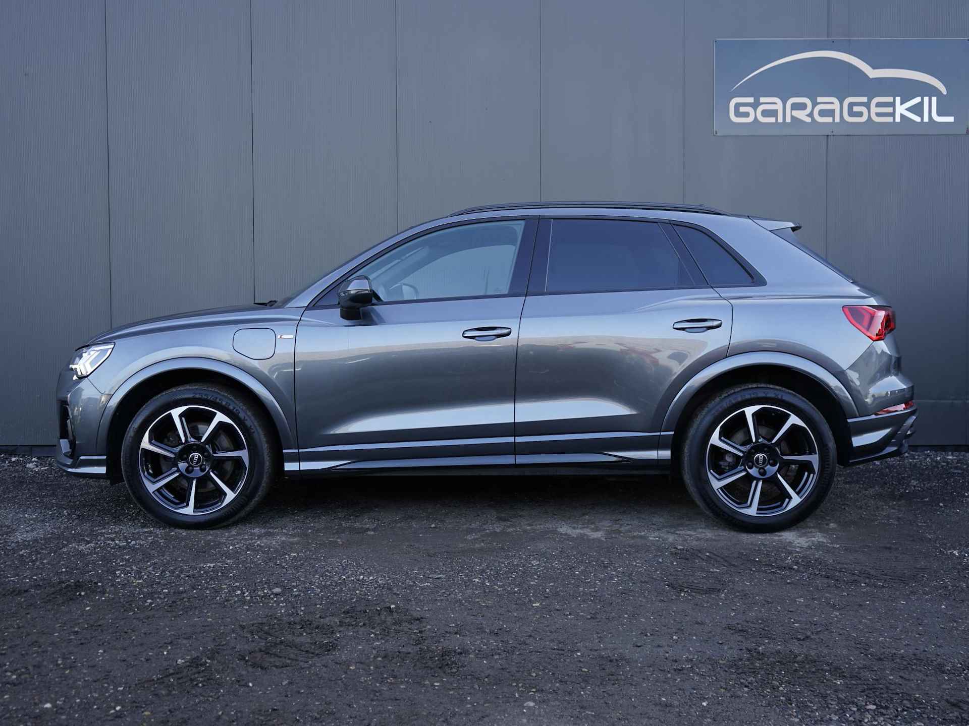 Audi Q3 45 TFSI e S edition 1ste eig. / Dealeronderh. / Magnetic Ride / Sonos / Matrix / Camera - 7/33