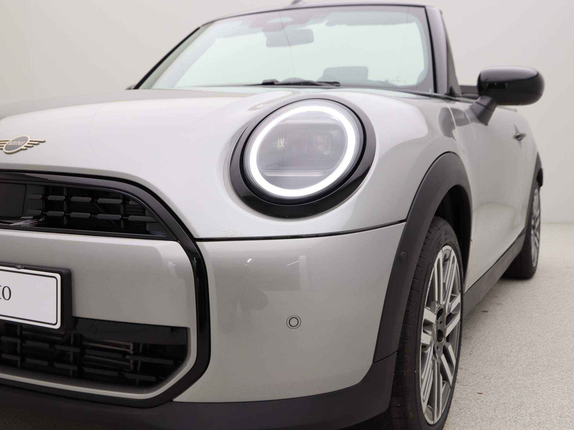 MINI Cooper Cabrio C Classic Pakket M PRIVATE LEASE EUR 735,- (48 mnd/10.000 km) - 28/30