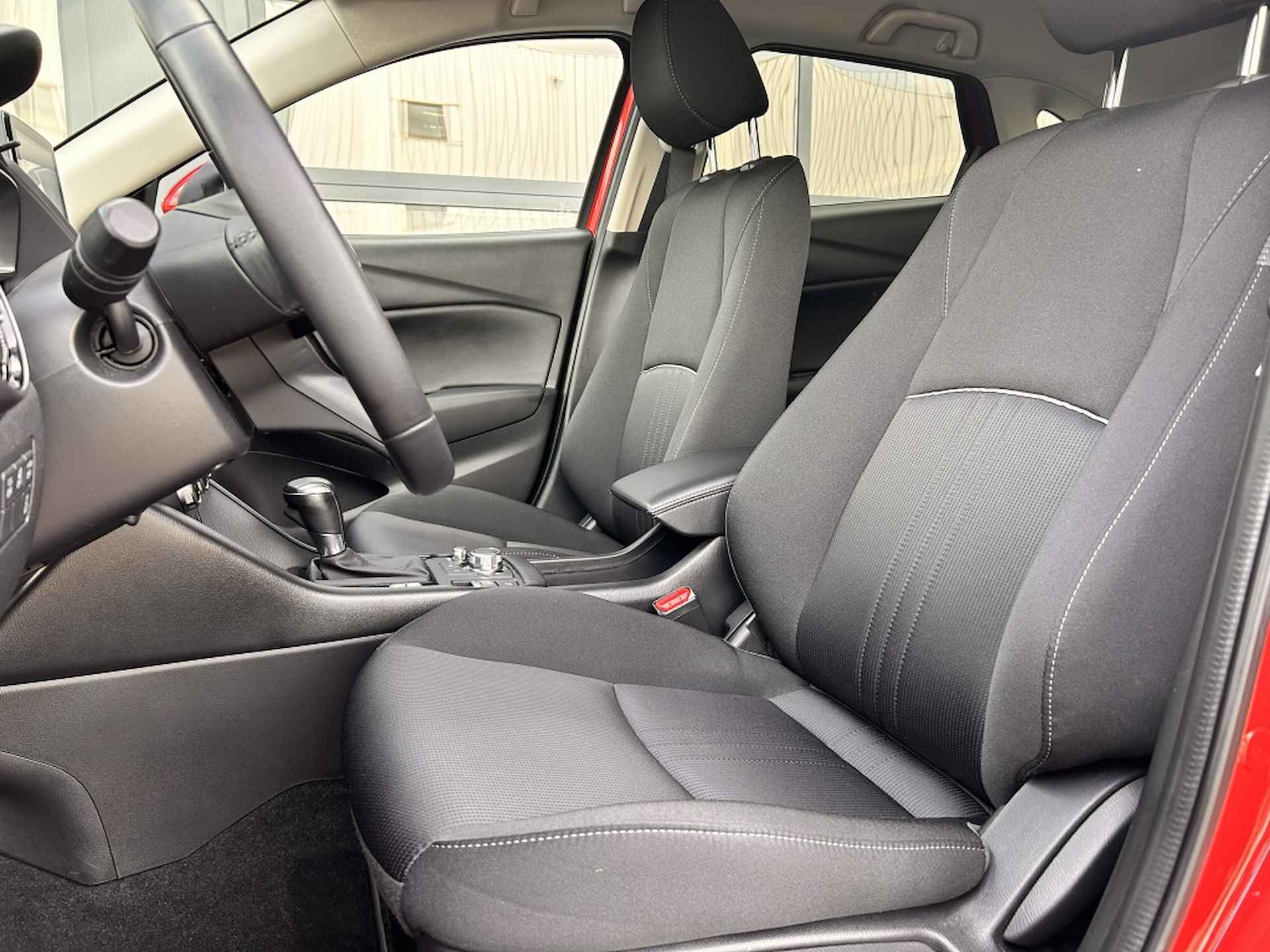 Mazda CX-3 2.0 SkyActiv-G 121pk automaat Comfort / Apple Carplay - 4/28