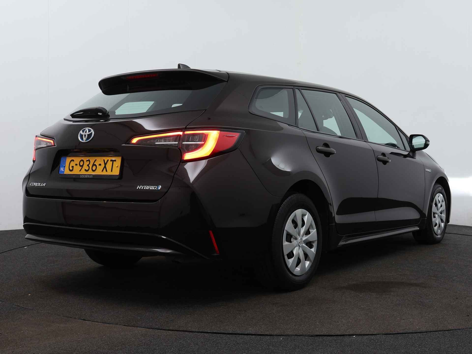 Toyota Corolla Touring Sports 1.8 Hybrid Comfort | Cruise Control Adaptief | Climate Control | - 3/36