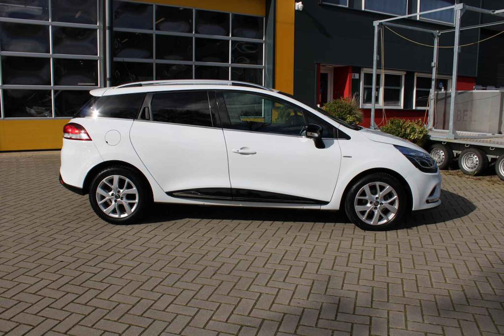 Renault Clio Estate 0.9 TCe Limited - 6/13