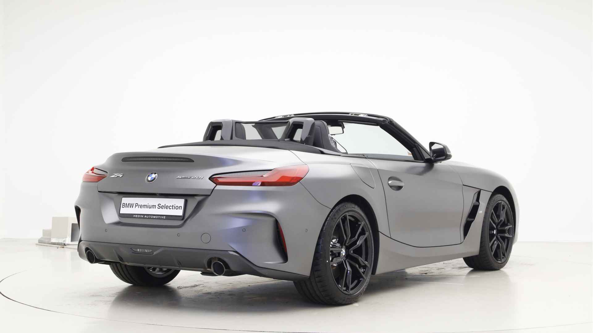 BMW Z4 Roadster sDrive20i M-Sport Plus | Frozen Grey Mat | 19" | Elek. versteb. stoelen | Harman Kardon - 4/37