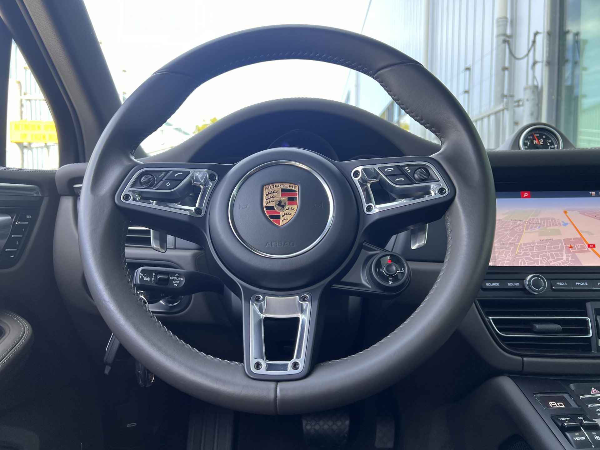 Porsche Macan 2.0 Full Options l 360° Camera | Luchtvering | Stoelventilatie | Schuifdak | Memory Seats - 11/35