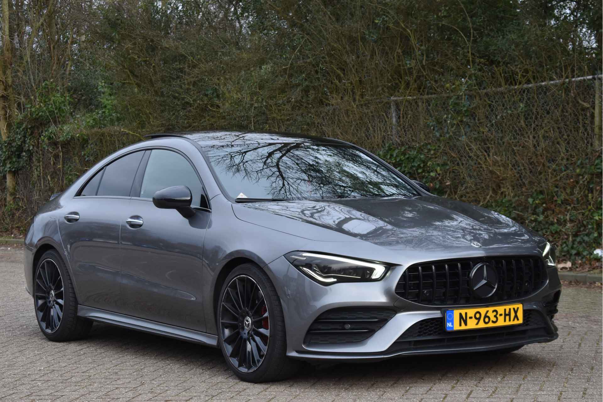 Mercedes-Benz CLA-Klasse 250 Premium Plus 225pk AMG Look | Vol | Sterrenhemel | Mem.stoelen | Camera | Open dak | Widescreen | Keyless | Full LED - 30/61