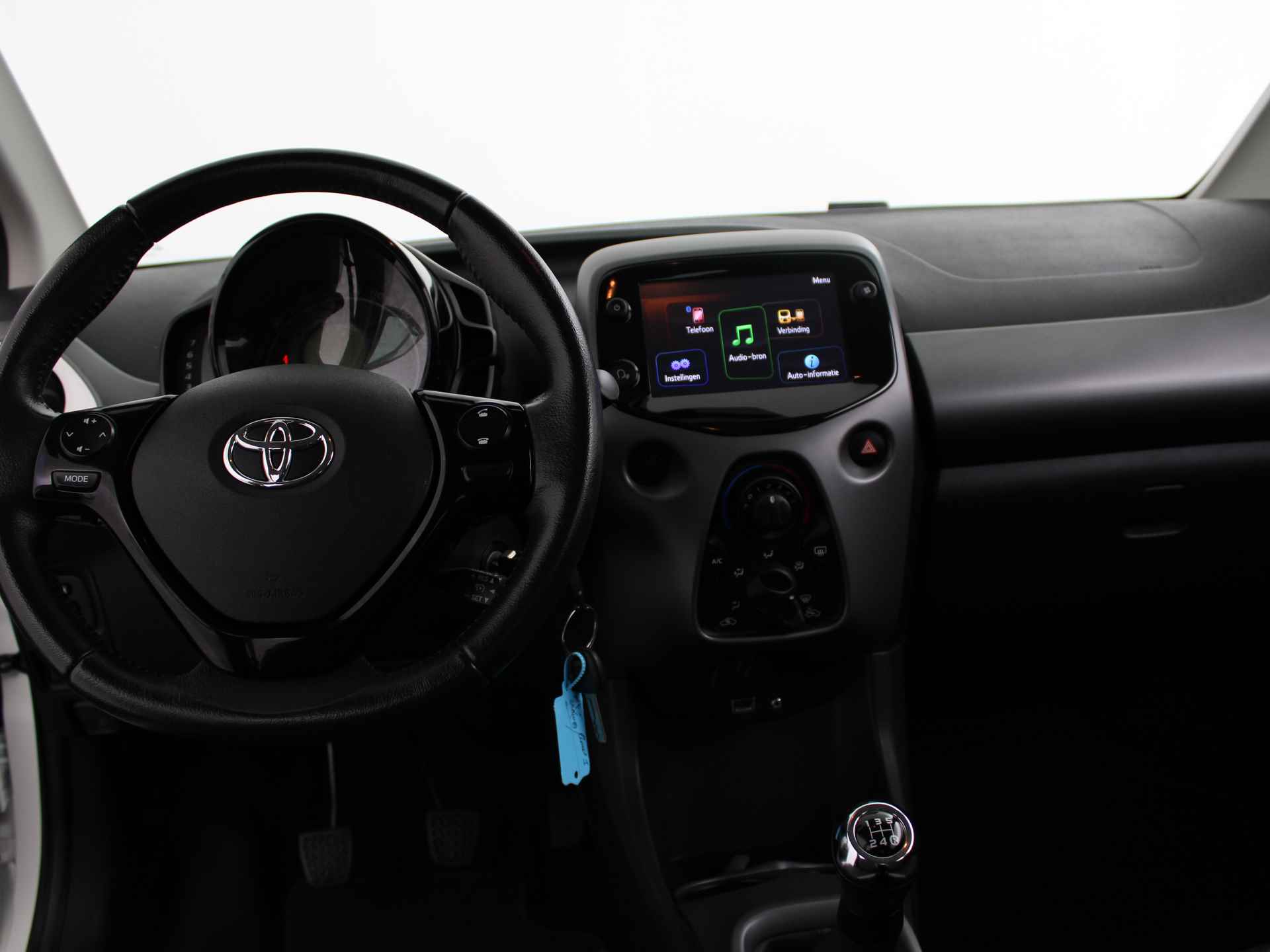 Toyota Aygo 1.0 VVT-i x-play | Airco | Apple Carplay/Android Auto | - 5/34