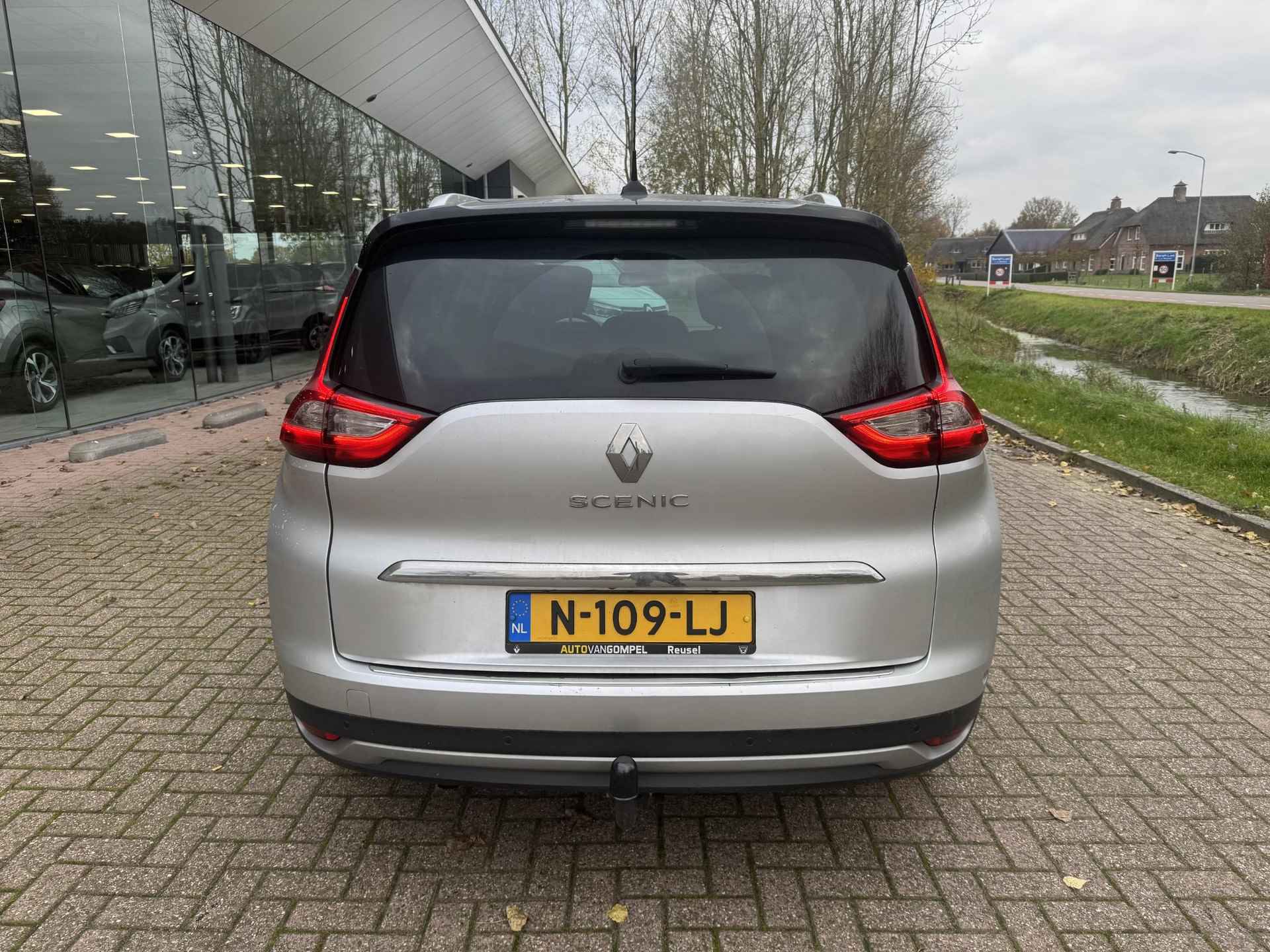 Renault Grand Scénic 1.3 TCe 160 EDC Bose | Trekhaak | All season banden | Head-up display | Stoelverwarming | Parkeersensoren voor, zij en achteruitrijcamera - 5/30