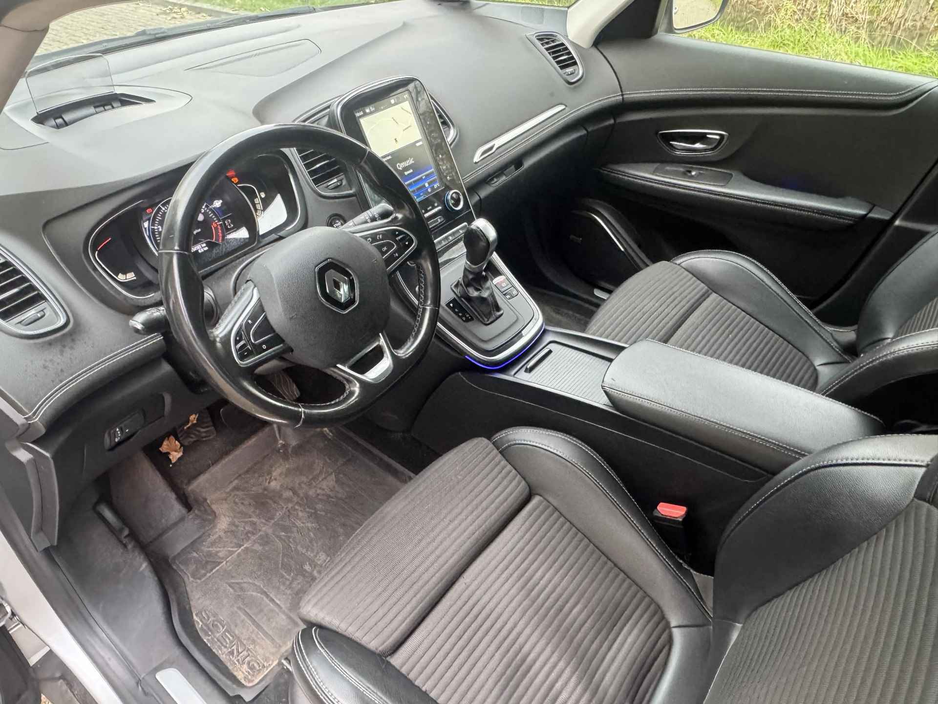 Renault Grand Scénic 1.3 TCe 160 EDC Bose | Trekhaak | All season banden | Head-up display | Stoelverwarming | Parkeersensoren voor, zij en achteruitrijcamera - 11/30