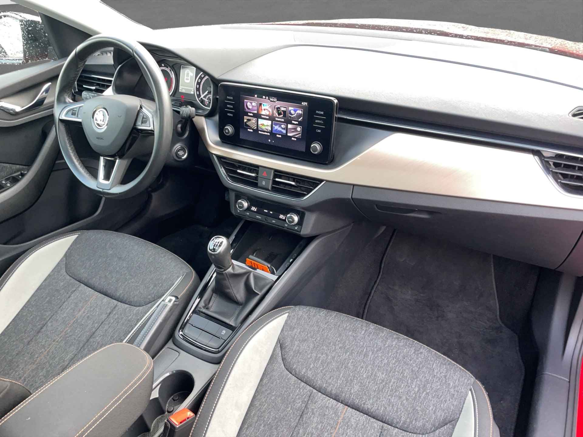 Škoda Scala 1.0 TSI First Ed. | Stoel verw | Carplay | Clima | PDC - 2/13