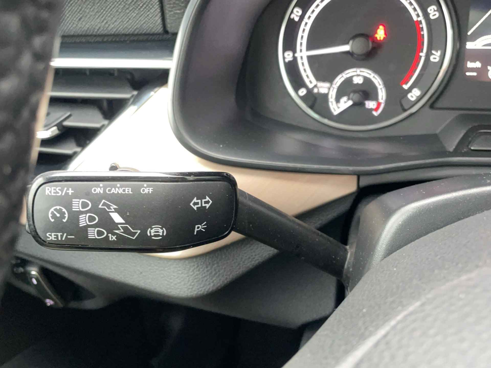 Škoda Scala 1.0 TSI First Ed. | Stoel verw | Carplay | Clima | PDC - 14/31