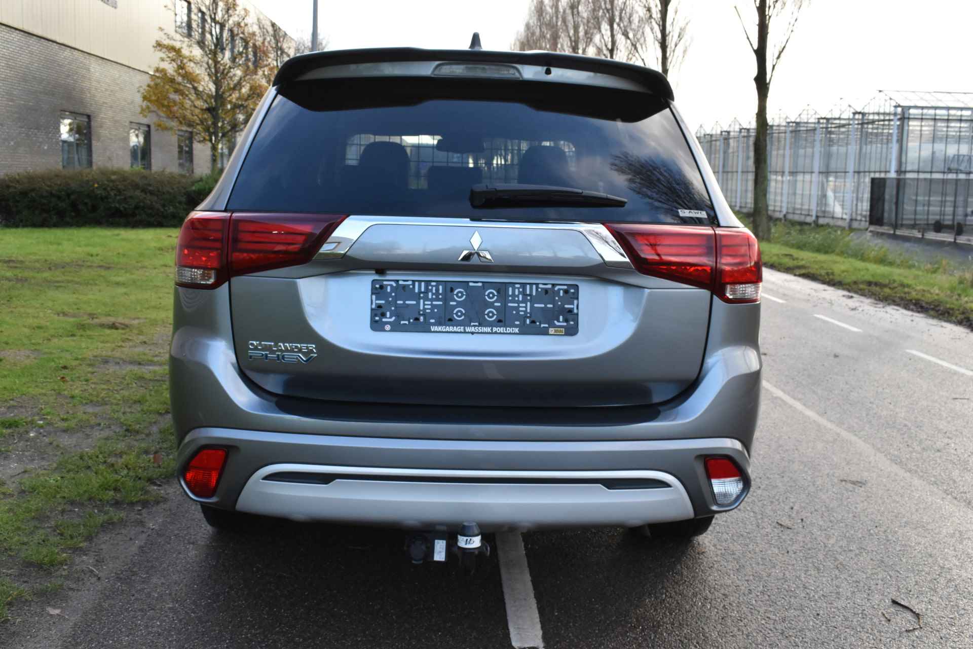 Mitsubishi Outlander 2.4 PHEV Instyle Standkachel Navigatie - 13/53