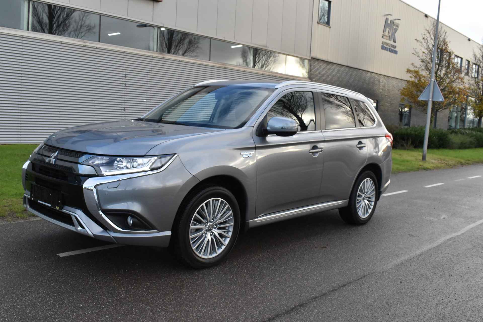 Mitsubishi Outlander 2.4 PHEV Instyle Standkachel Navigatie - 18/53