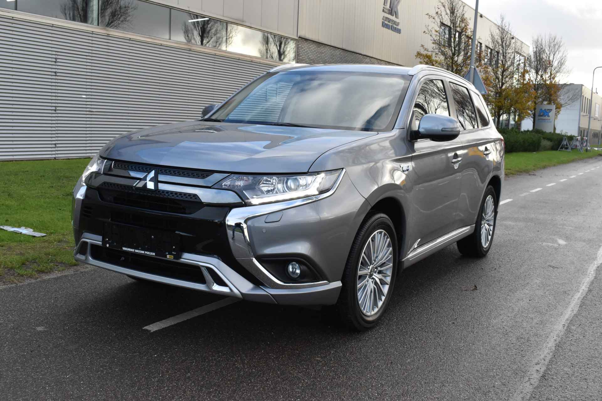 Mitsubishi Outlander 2.4 PHEV Instyle Standkachel Navigatie - 19/53