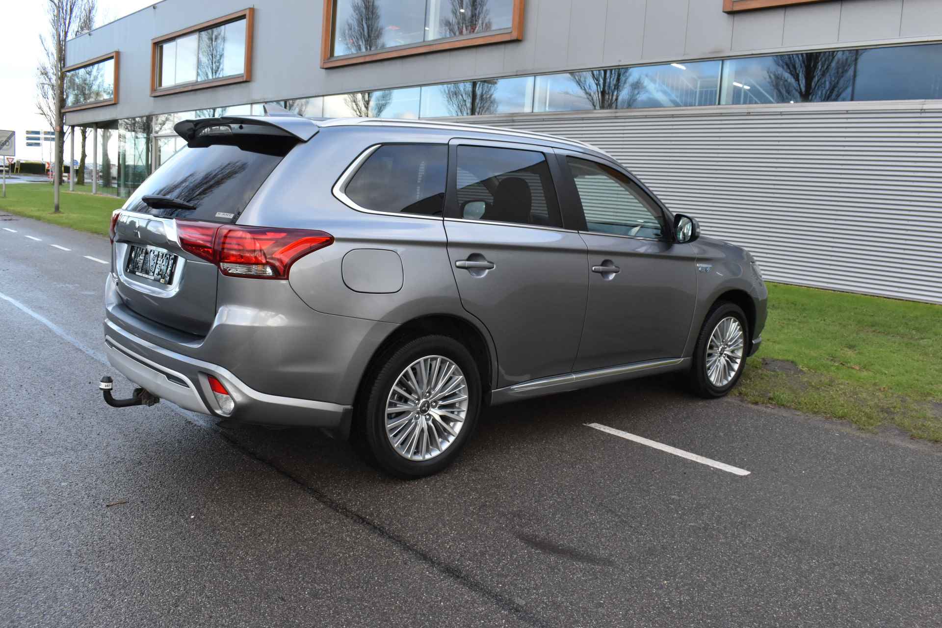 Mitsubishi Outlander 2.4 PHEV Instyle Standkachel Navigatie - 51/53