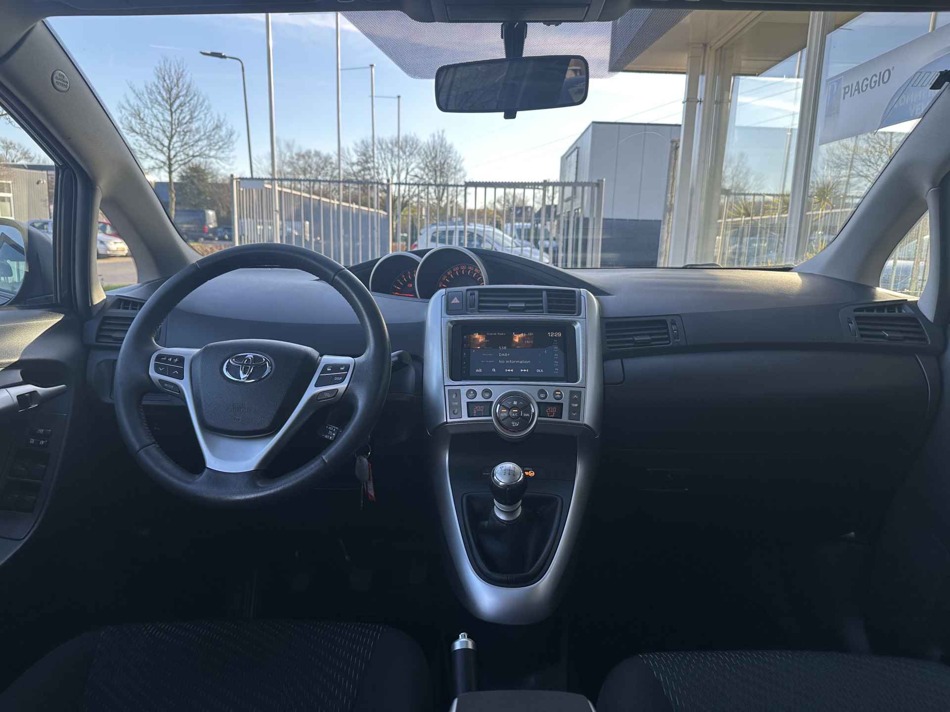 Toyota Verso 1.8 VVT-i Dynamic Business CLIMA,CARPLAY,CRUISE,DAB - 11/27