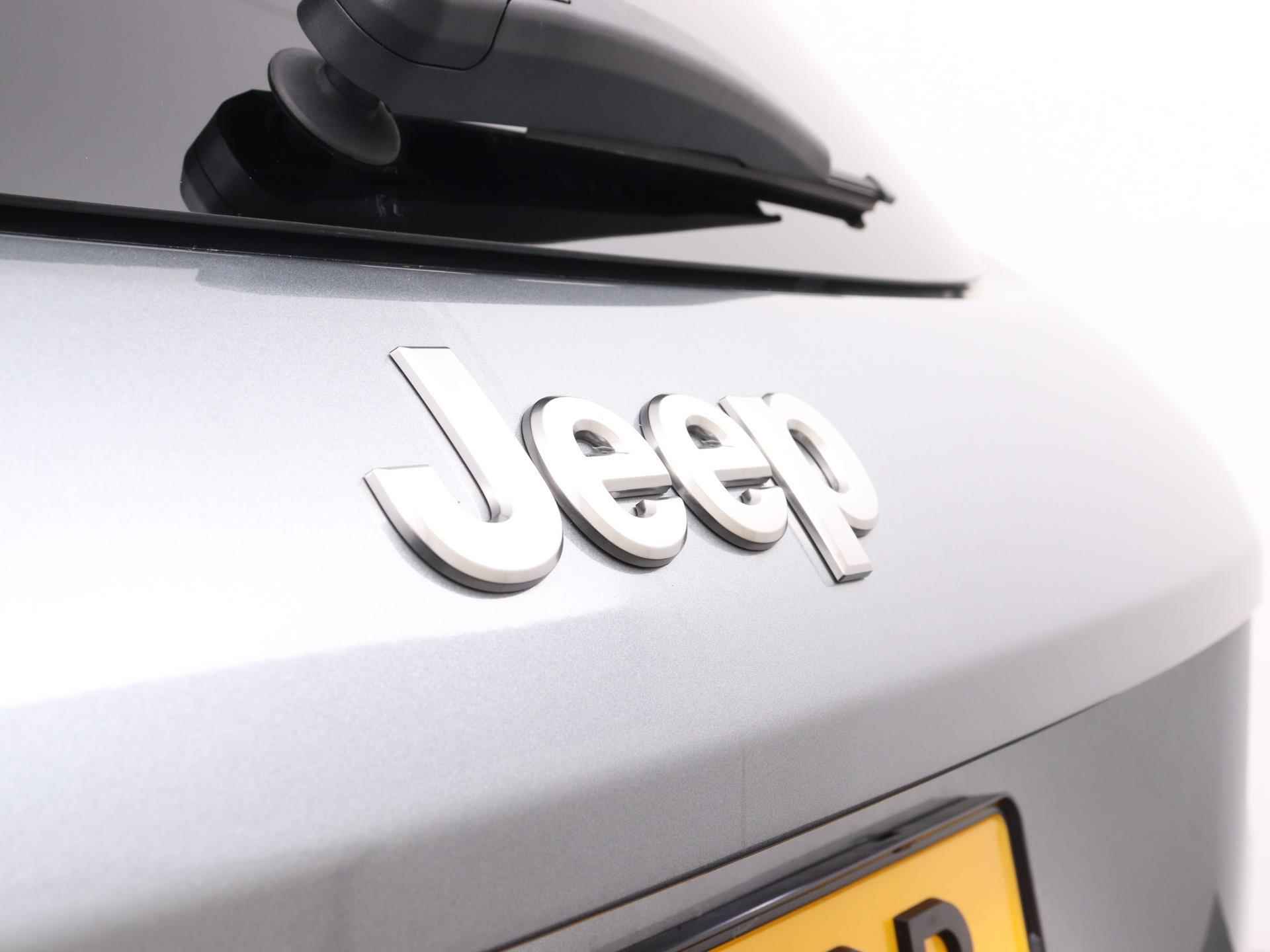 Jeep Avenger EV 54kWh Altitude 156pk Automaat | Climate Control | Afdaal Assistent | Adaptieve Cruise Control | Licht Metalen Velgen 18"| Stof/ Kunstlederen Bekleding - 15/37