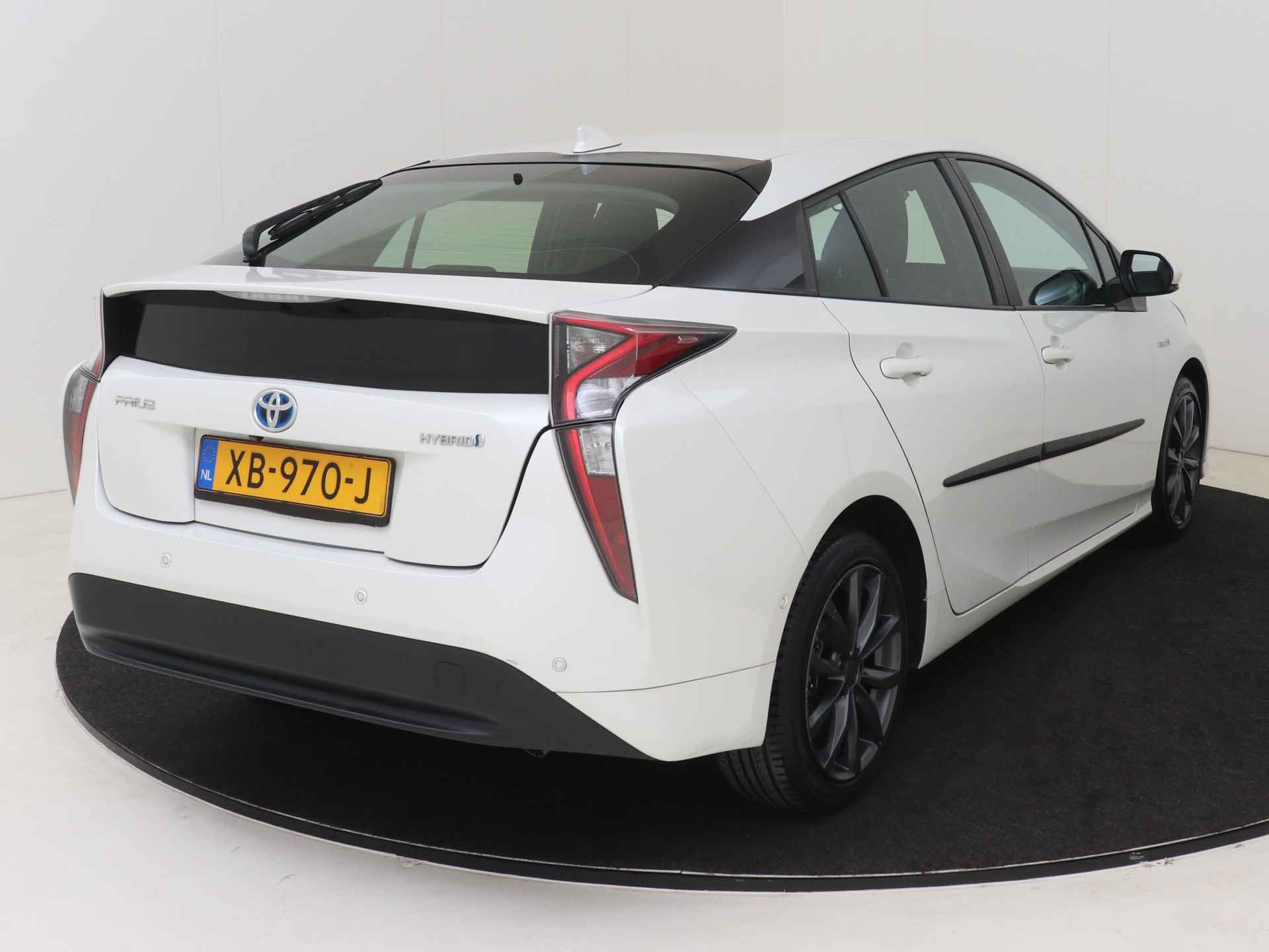 Toyota Prius 1.8 Executive I Navigatie I Climate Control I Cruise Control I Camera I USB I Keyless Entry/Start I 1e Eigenaar I Dealer Onderhouden I Stoelverwarming Voor I - 18/49