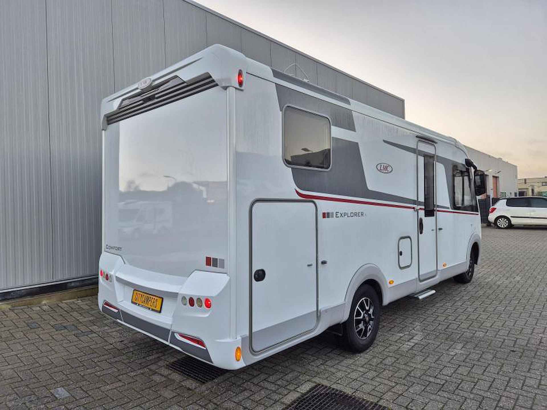 LMC Explorer I 675 G Automaat / Lengtebedden - 3/20