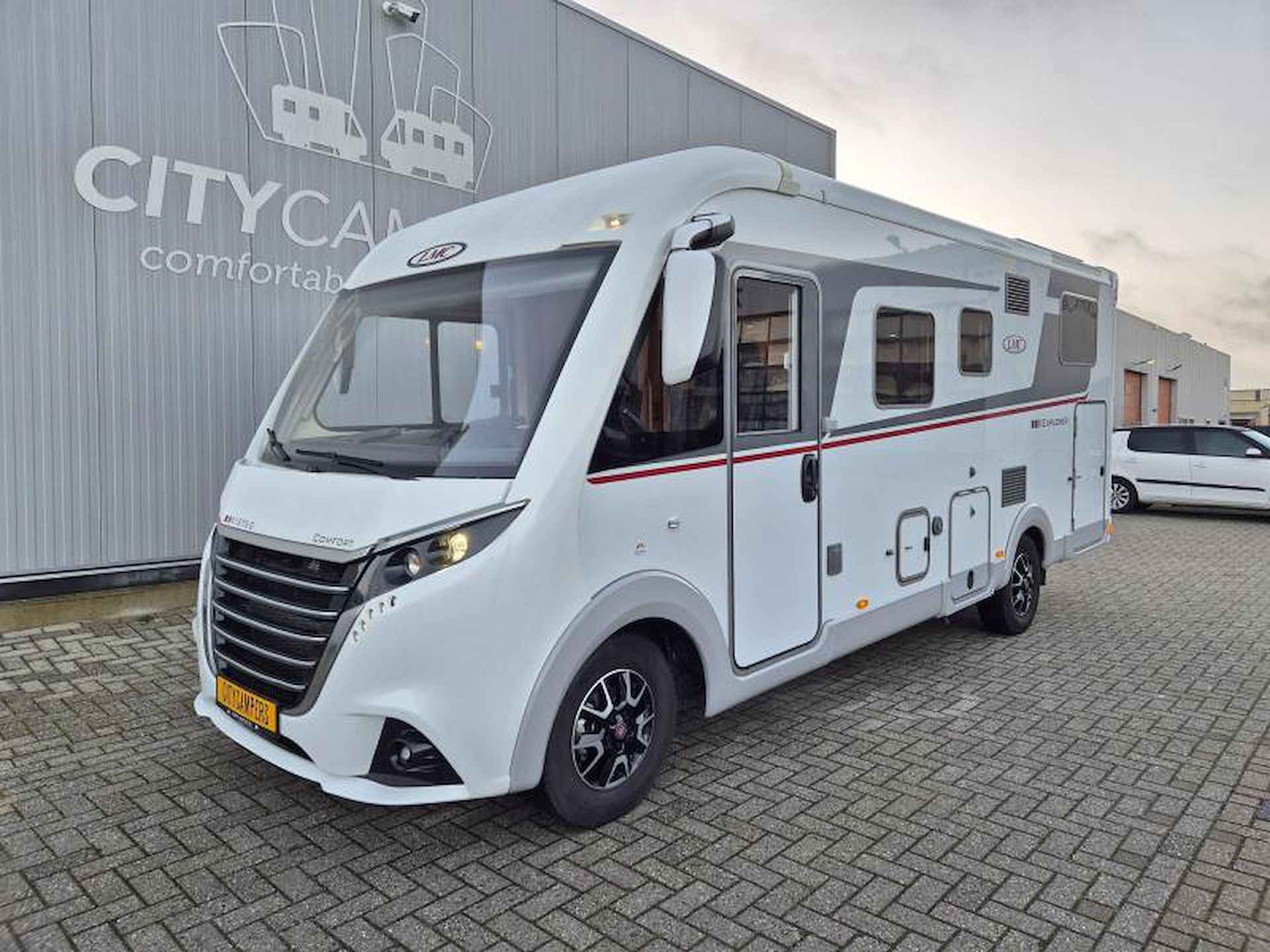 LMC Explorer I 675 G Automaat / Lengtebedden - 5/20