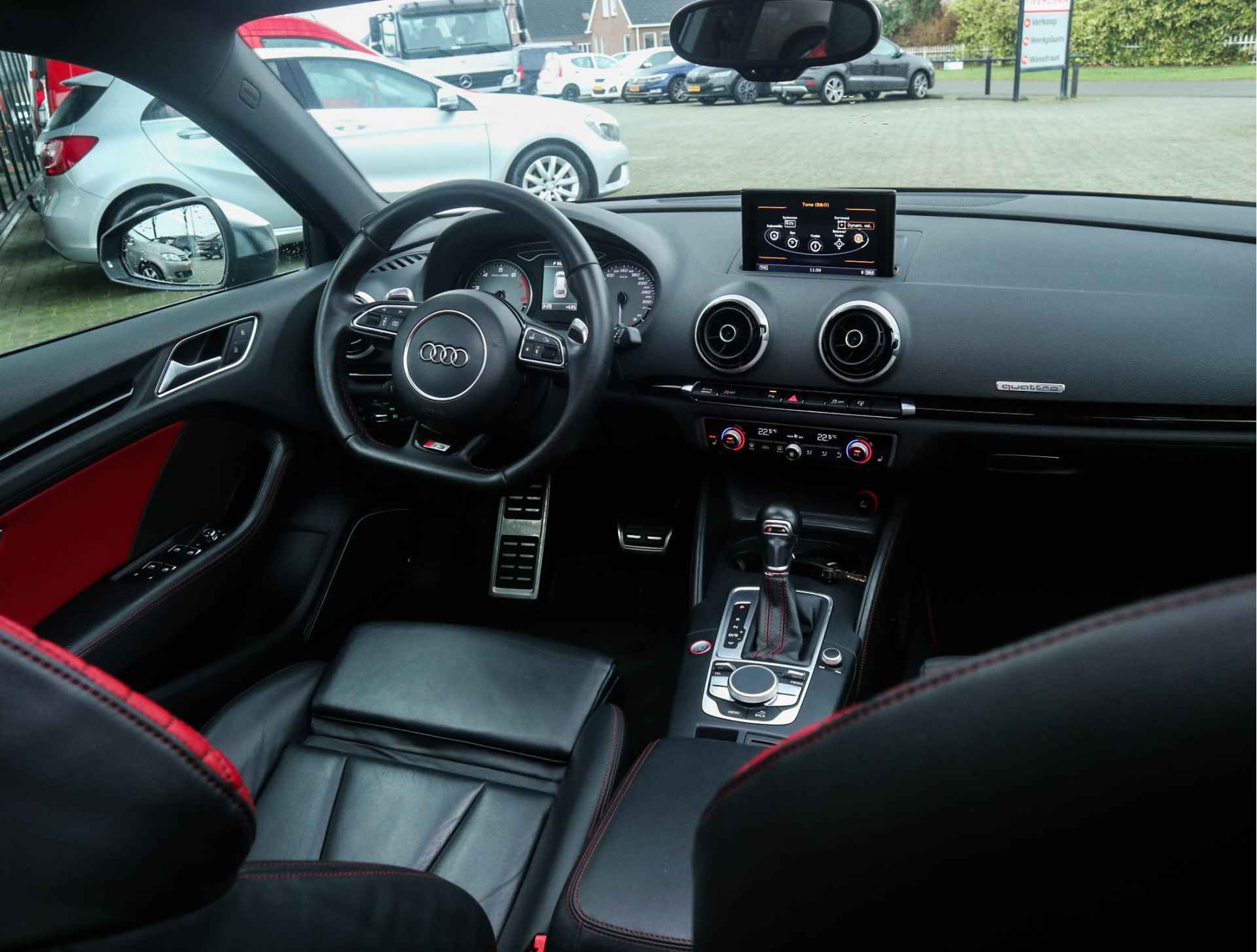 Audi A3 Sportback 2.0 TFSI S3 quattro Pro Line Plus Xenon/LED/Leder/Navi/Pano/Audi-Exclusive interieur/Stoelverw - 2/36