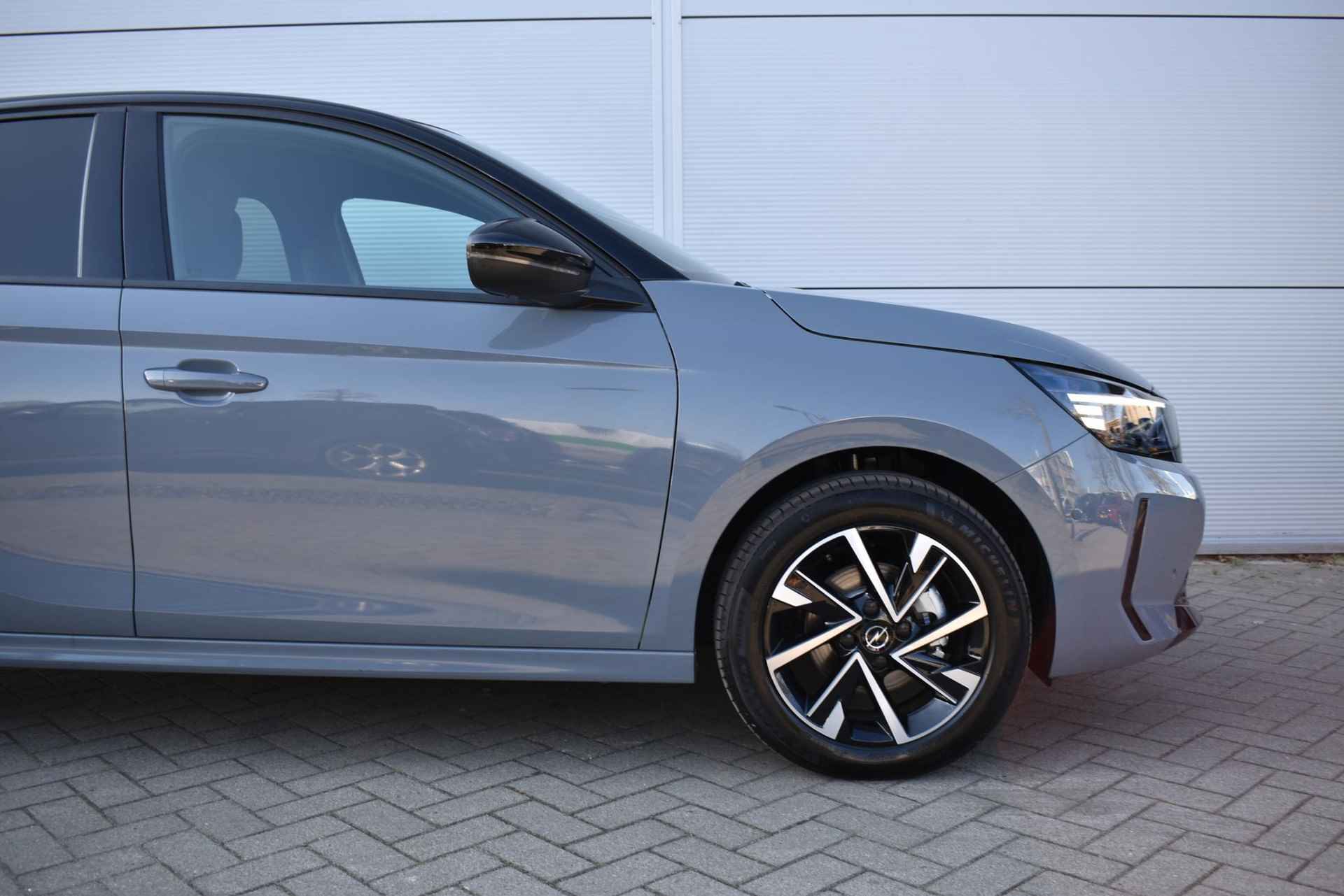 Opel Corsa 1.2 GS Direct leverbaar incl. € 4.000,- korting - 11/35