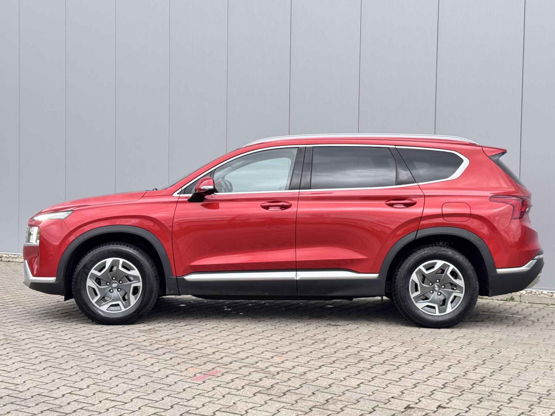 Hyundai Santa Fe 1.6 T-GDI HEV Comfort Smart / Trekhaak - trekgewicht geremd 1650 kg/ Cruise controle adaptief/ Automaat/ Stoelverwarming/ Ledere bekleding/ - 8/32