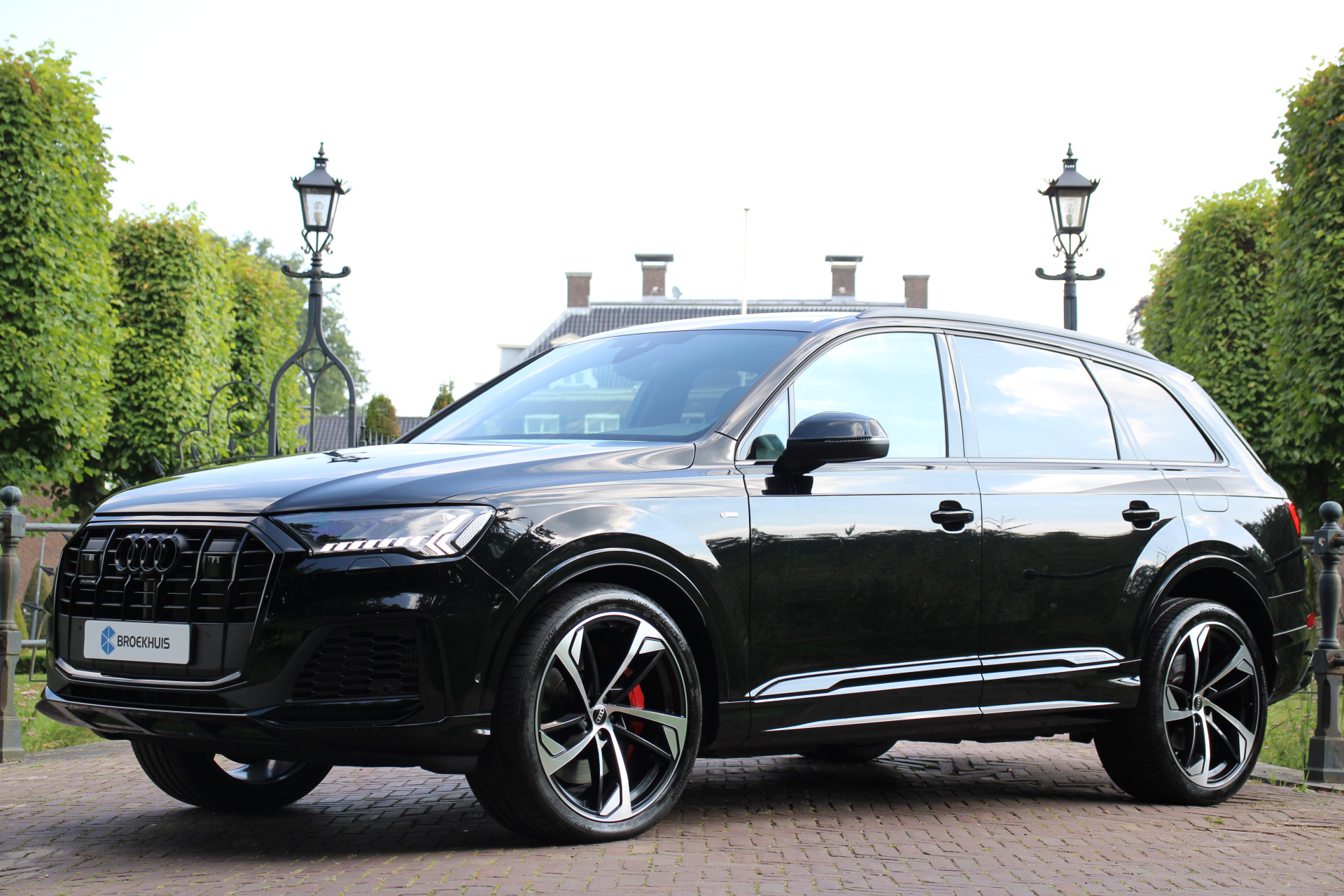 Audi Q7 60 TFSI E HYBRID QUATTRO S-LINE | LUCHTVERING | EL. TREKHAAK | ADAPTIVE CRUISE | LEDER | FULL LED | CAMERA | EL. ACHTEKLEP | PER