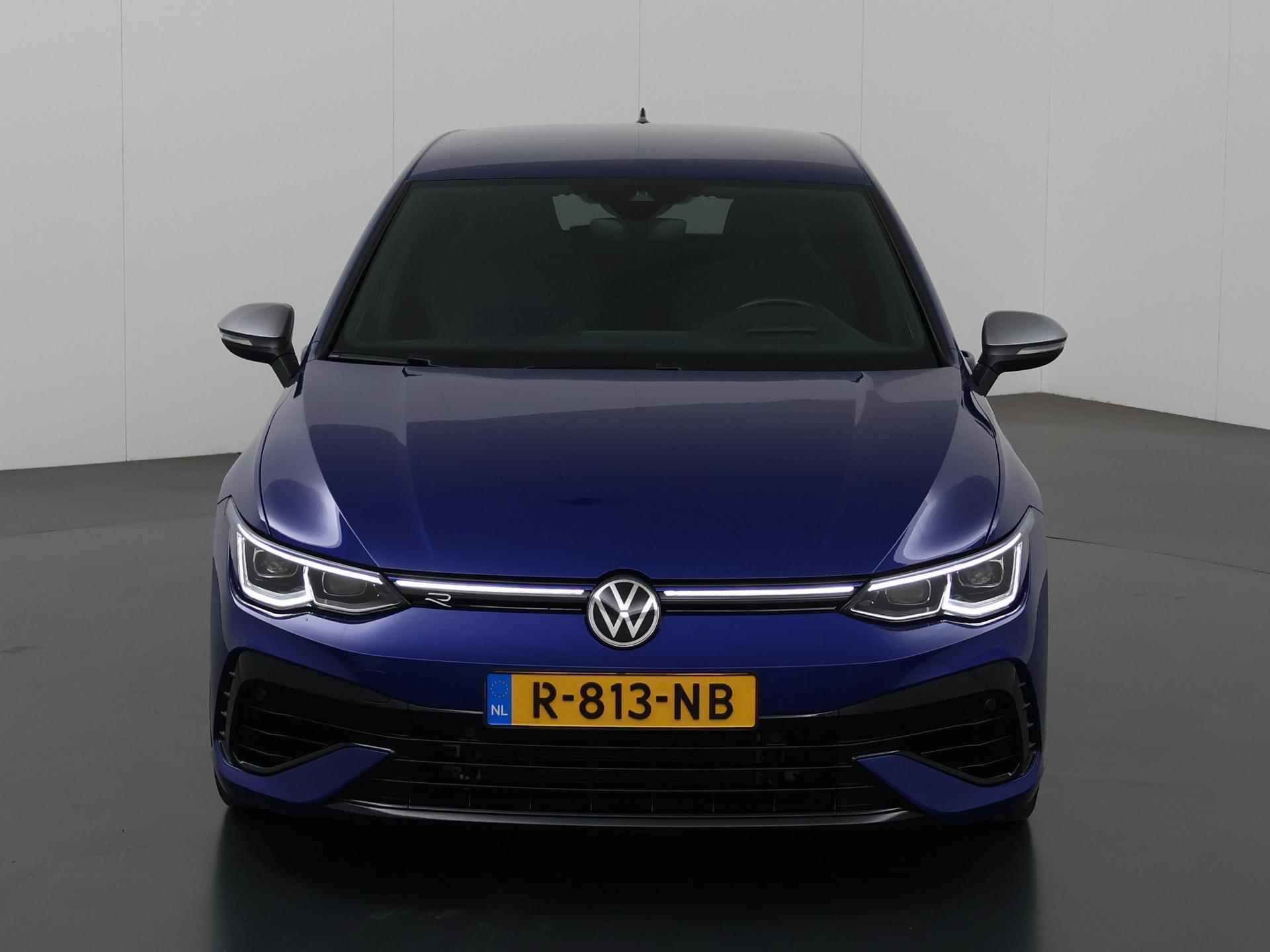 Volkswagen Golf 2.0 TSI R 4Motion | Performance Uitvoering | 320pk | Camera | IQ Led/Matrix | Sportstoelen | Navigatie | Adaptief onderstel | Apple CarPlay/Android Auto | Stuurverwarming | - 4/54