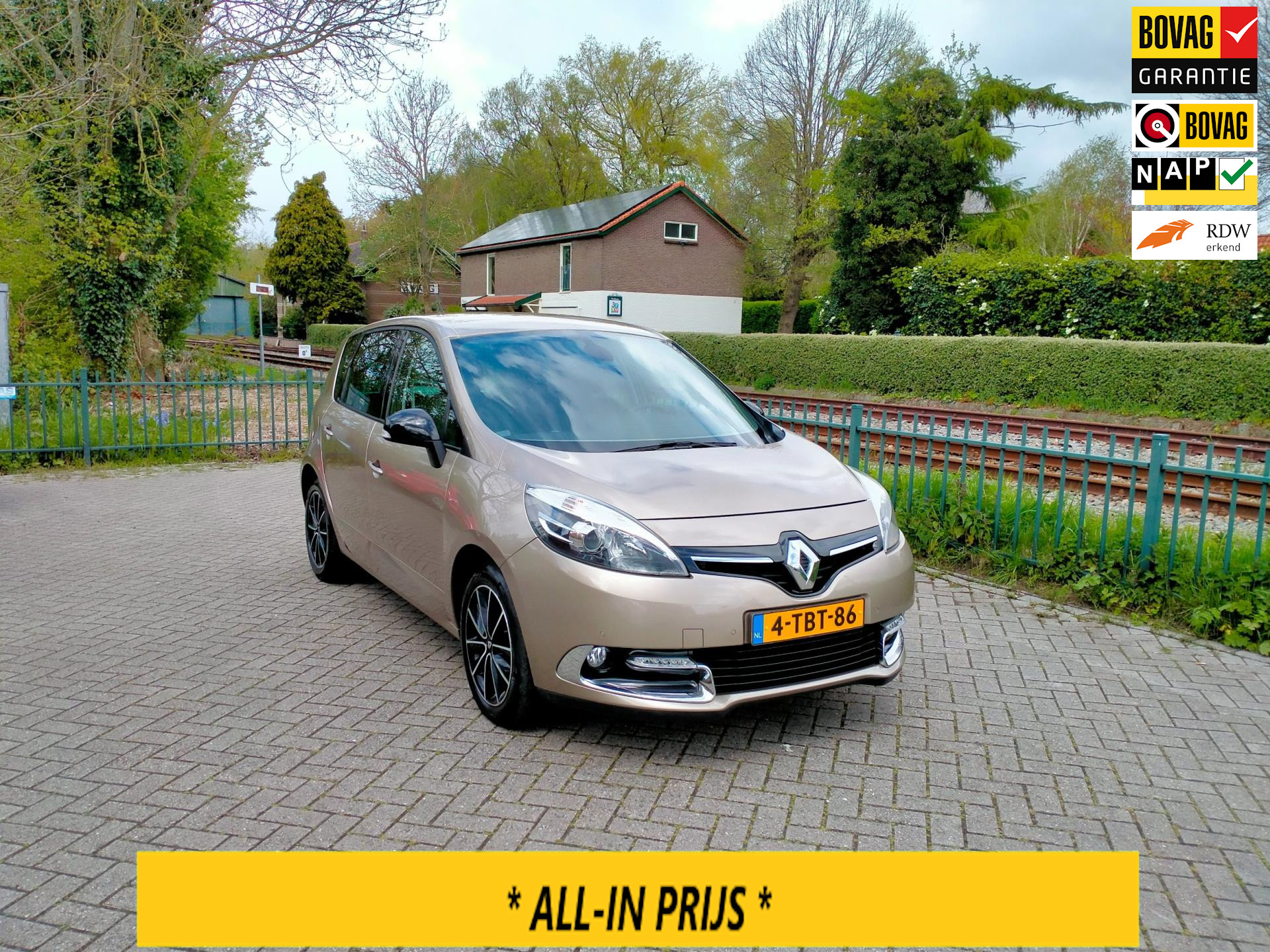 Renault Scénic 1.2 TCe Bose cruise pdc navi trekhaak RIJKLAAR