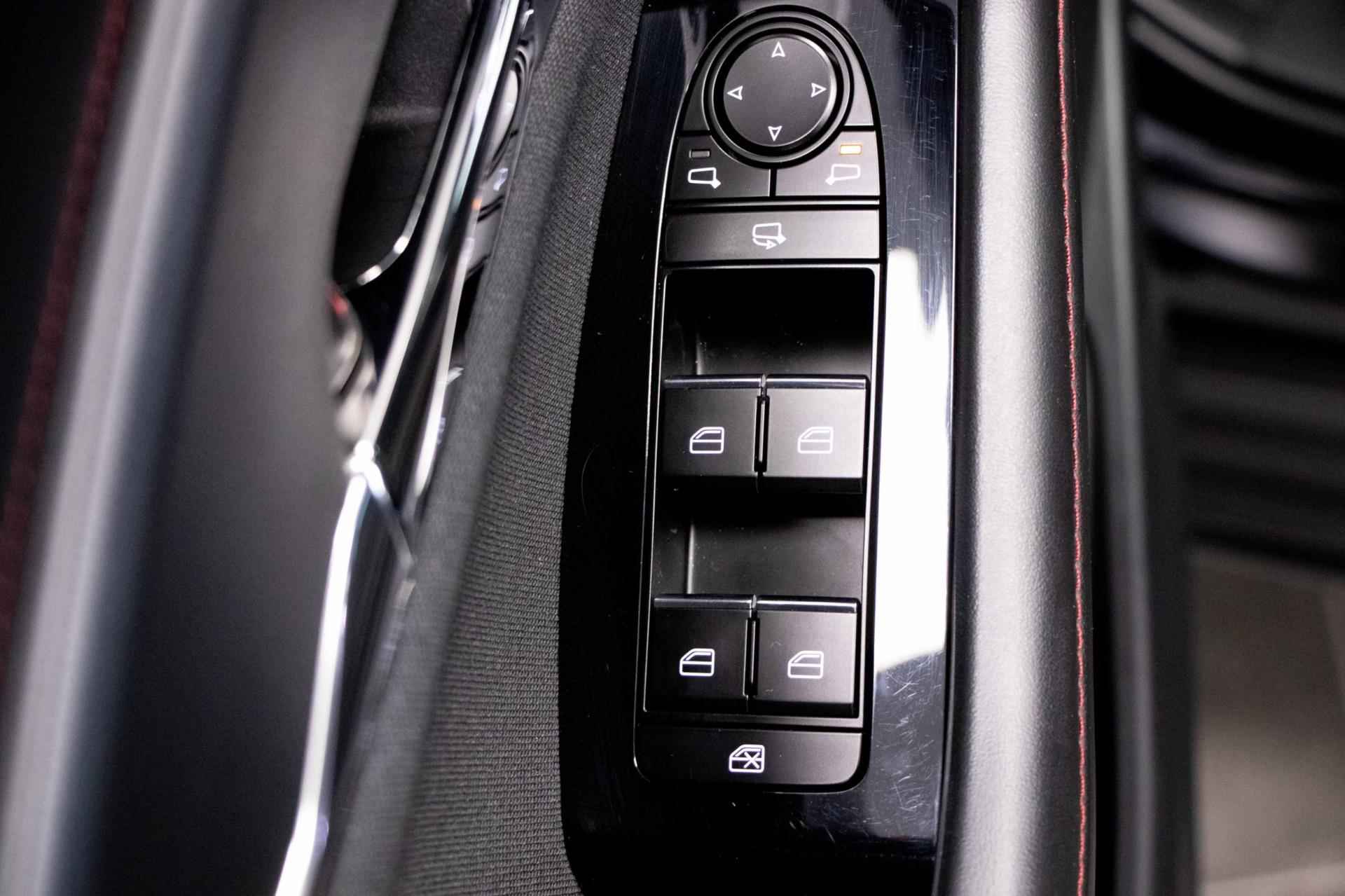 Mazda CX-30 2.0 Hybrid e-SkyActiv-G Homura | DAB | KeyLess | 18inch LichtMetaal | - 11/23