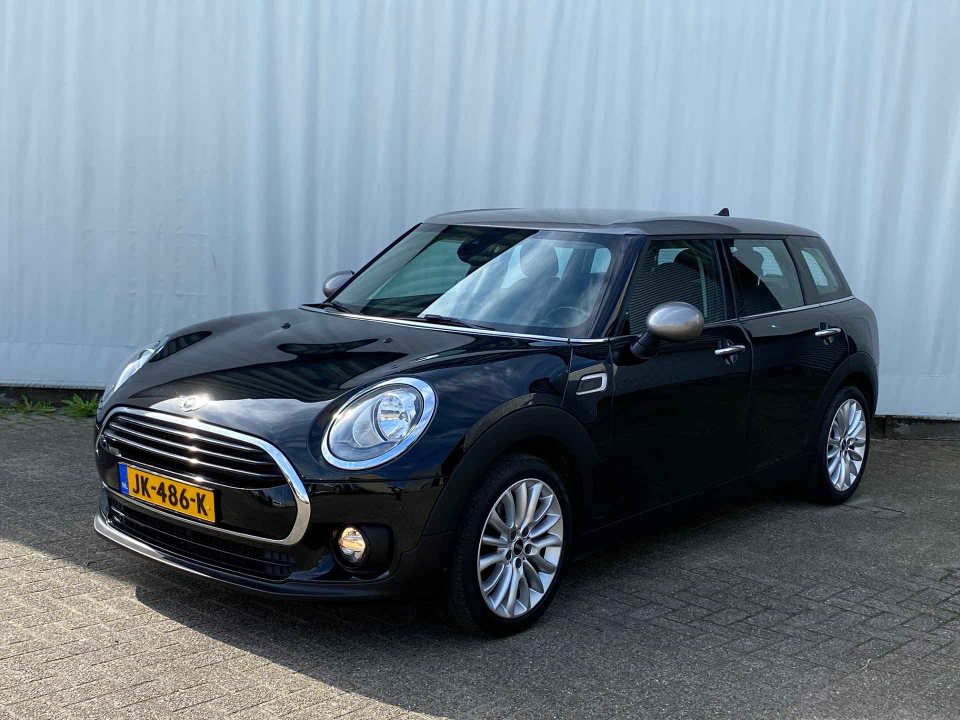 MINI Clubman 1.5 Cooper Business / Navig./Trk.hk - 2/26