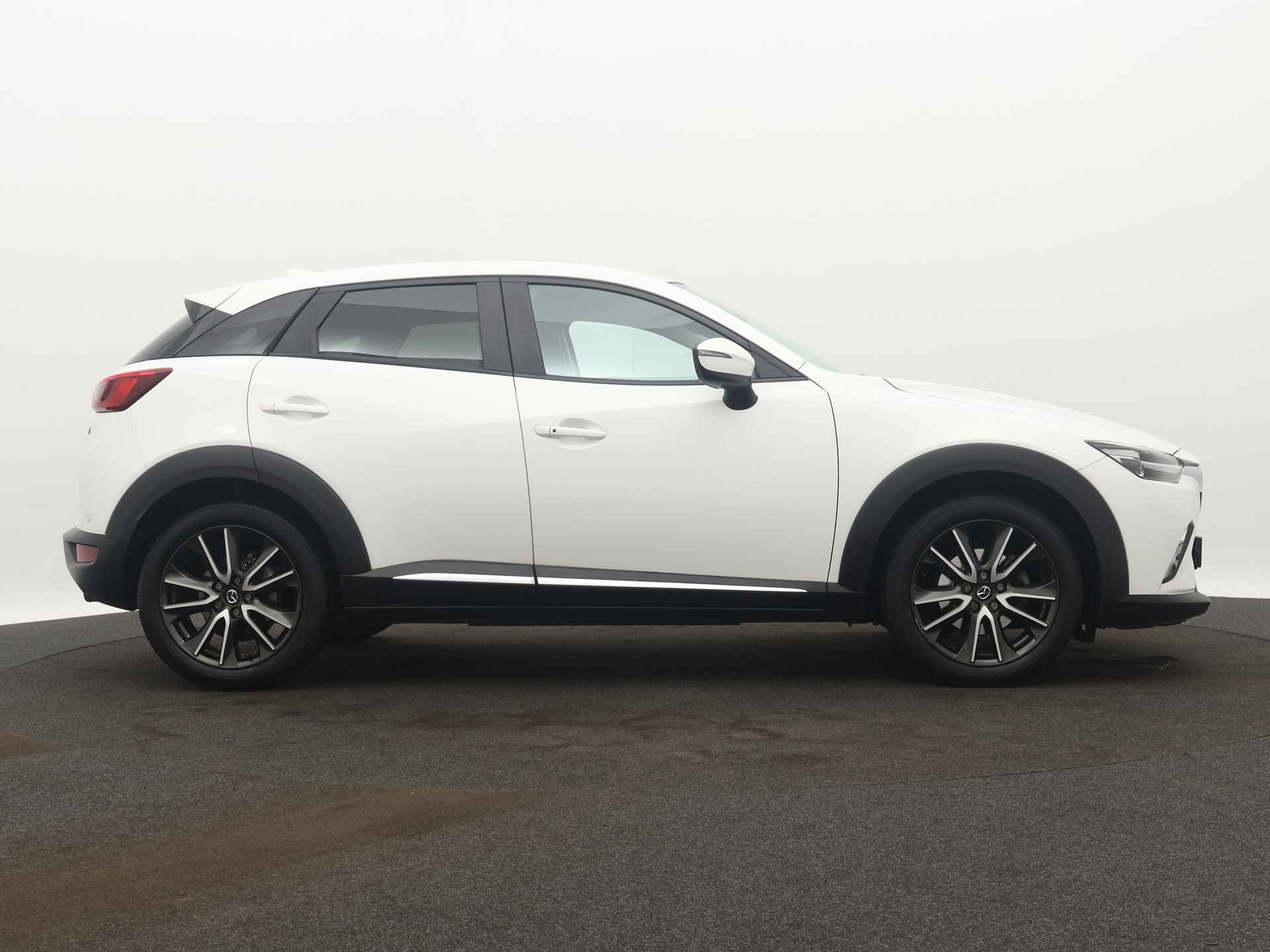 Mazda CX-3 2.0 SkyActiv-G 120 GT-M | Airco Aut. | Camera | Navigatie | LM velgen | Stoelverwarming | Bose | Parkeersensoren achter | - 26/41