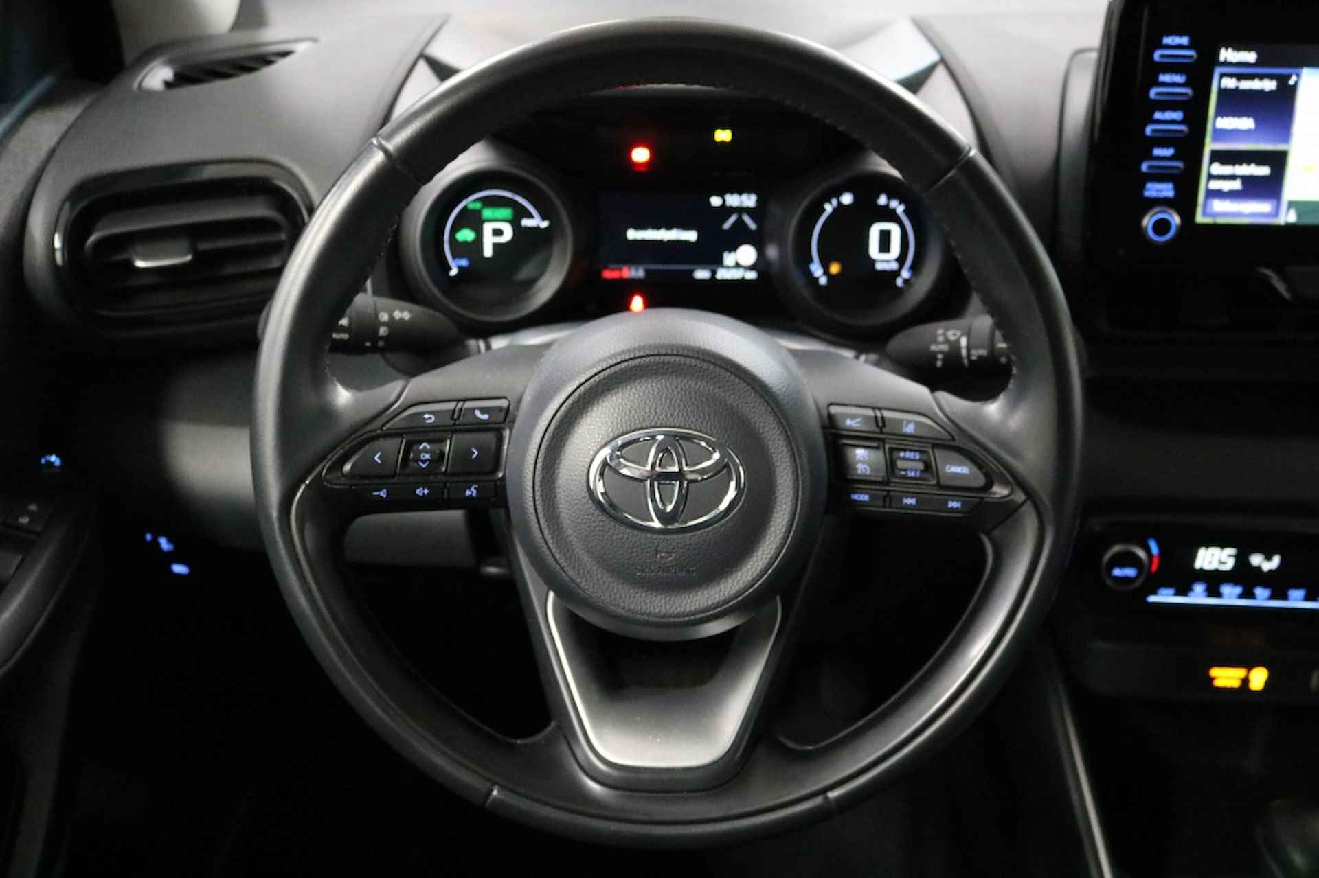 Toyota Yaris 1.5 Hyb. Dynamic | Full-map Navigatie - 13/33