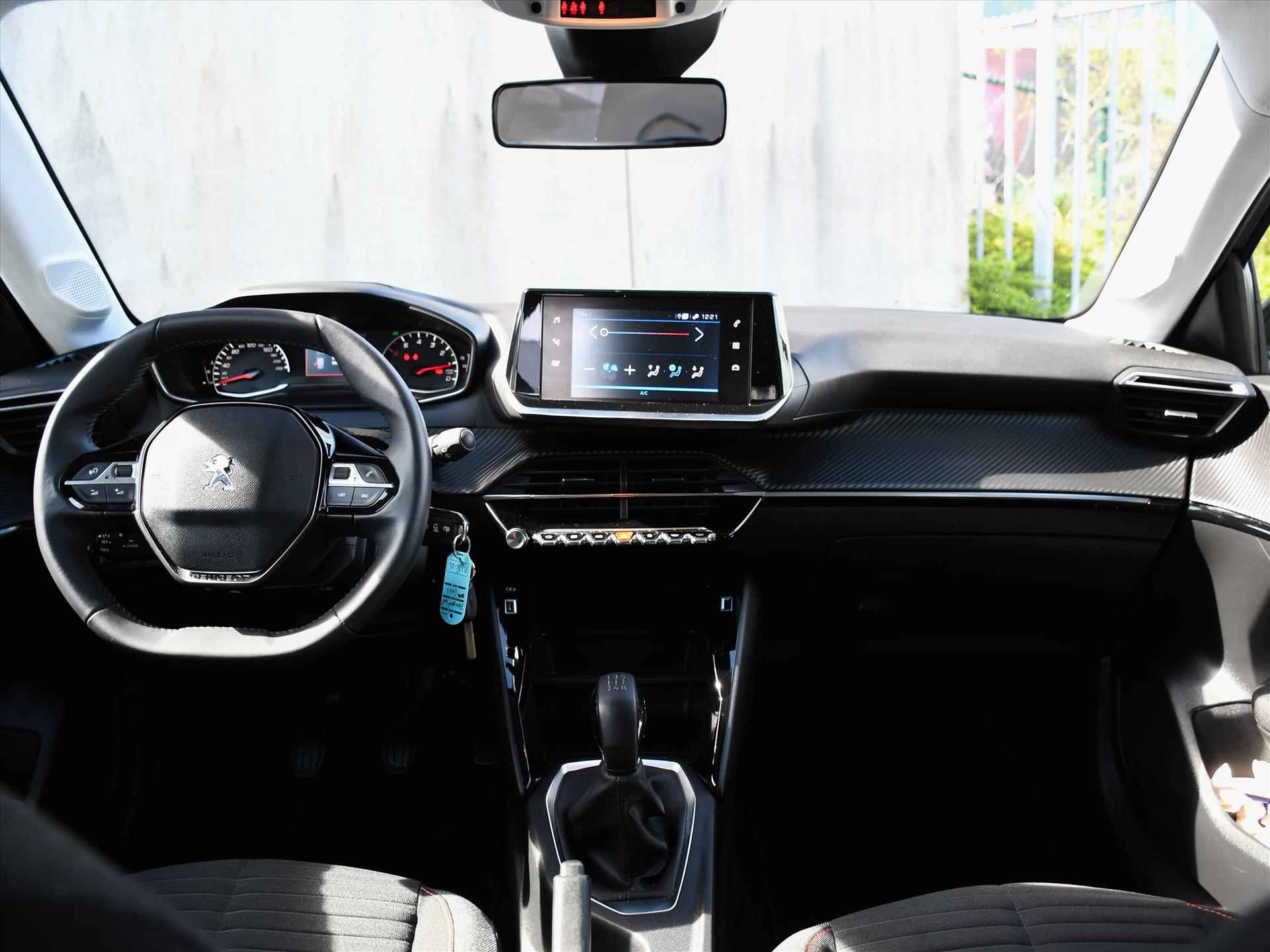 Peugeot 208 Active Pack 1.2 PureTech 75pk NAVI | CRUISE | APPLE CARPLAY | PRIVACY GLASS | 16''LM | DAB | USB | LANE ASSIST - 11/29