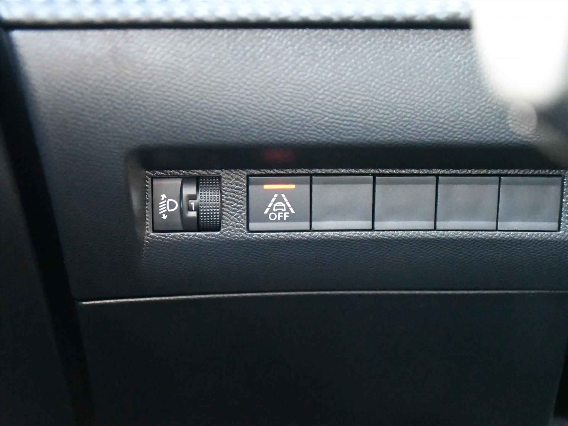 Peugeot 208 Active Pack 1.2 PureTech 75pk NAVI | CRUISE | APPLE CARPLAY | PRIVACY GLASS | 16''LM | DAB | USB | LANE ASSIST - 25/29