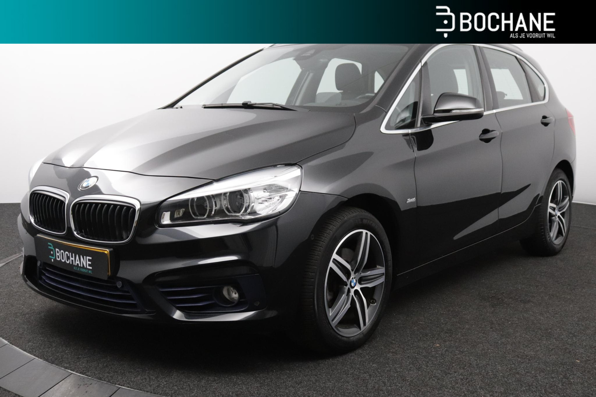 BMW 2-serie Active Tourer 218i Corporate Lease High Executive | Sport-Line | M-Stuurwiel | Lederen Bekleding | Stoel Verwarming| Achteruitrijcamera | Dealeronderhouden |