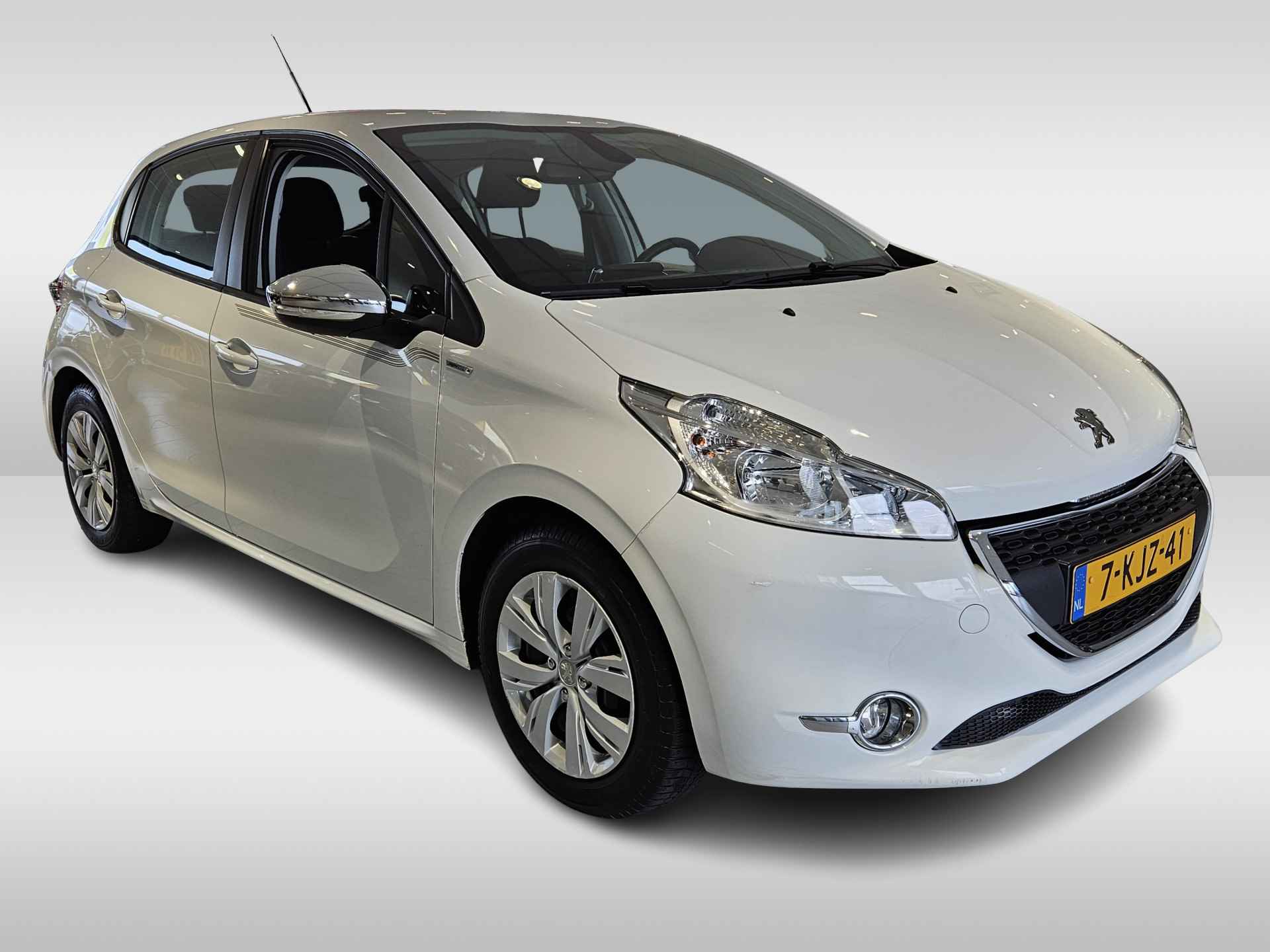 Peugeot 208 1.2 VTi Urban Soul | Navigatie | Climate Control | Cruise Control | Parkeersensoren | Dealer Onderhouden !! - 3/40