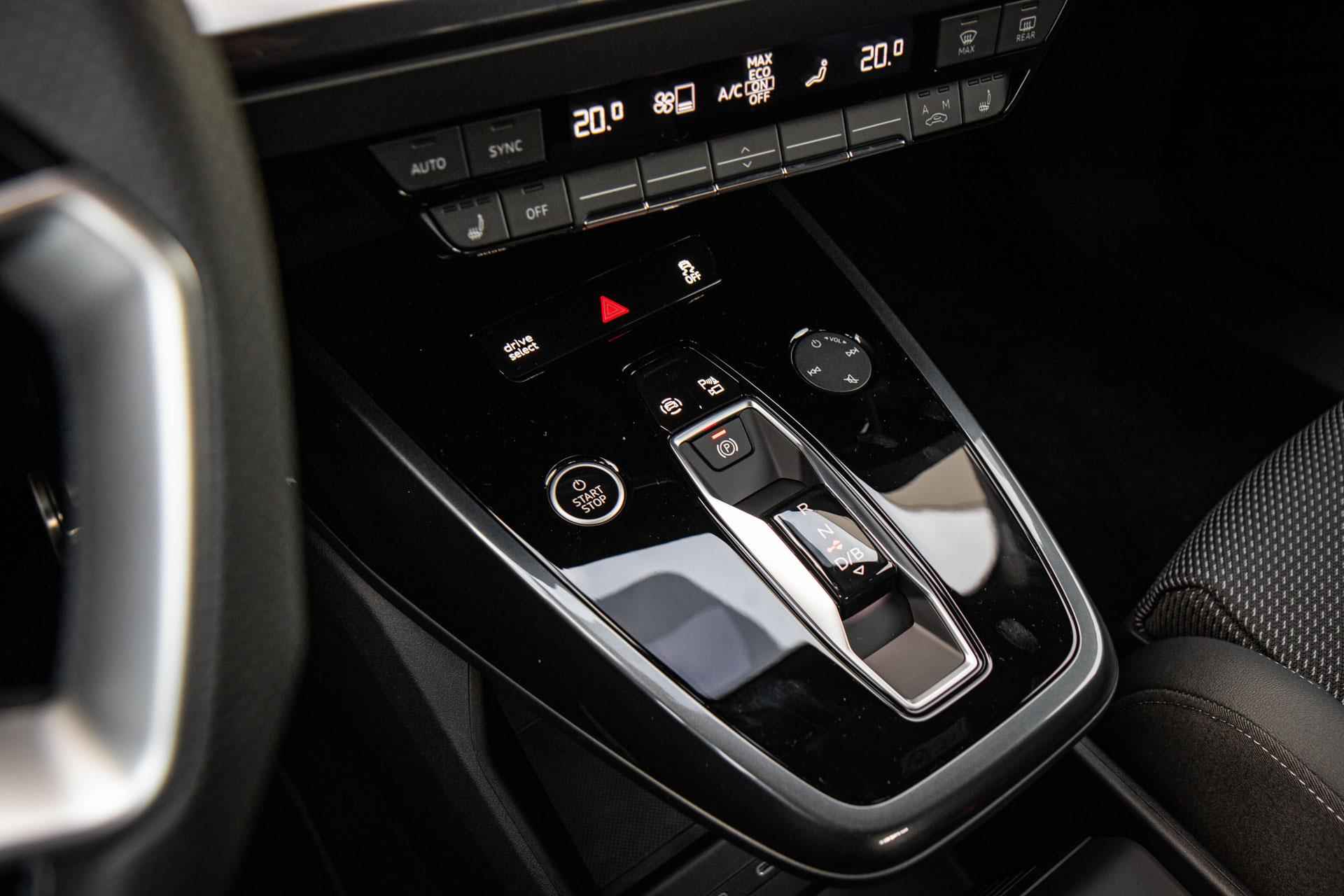 Audi Q4 e-tron 45 286pk S Edition 82kWh | Stoel-/Stuurverwarming | 20" Velgen - 33/50