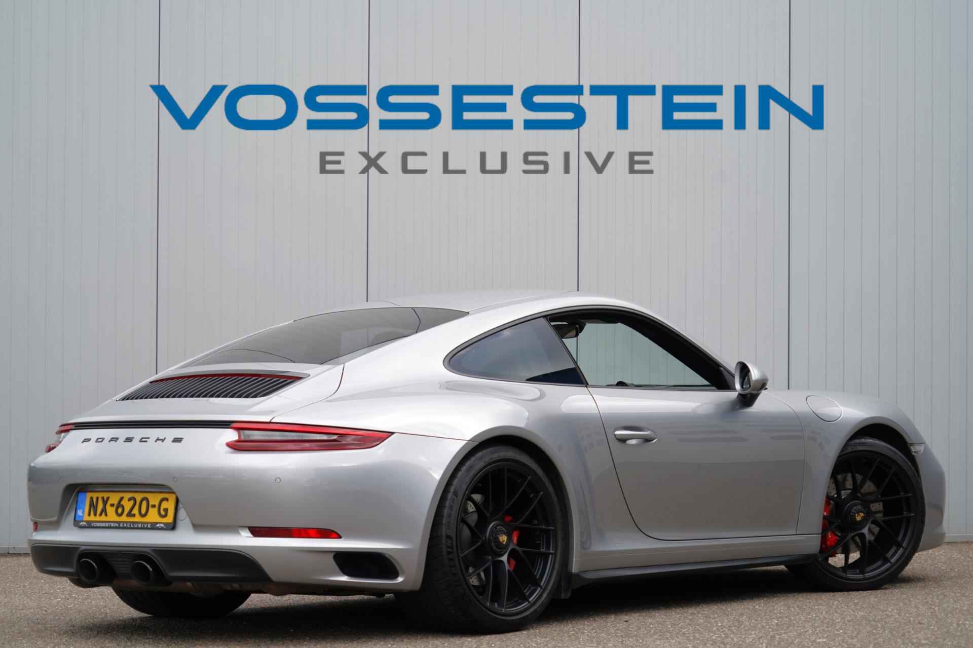 Porsche 911 3.0 Carrera GTS / 4wielbesturing / Sport Chrono / Sportuilaat / Dealer onderhouden / NL-Auto! - 9/43