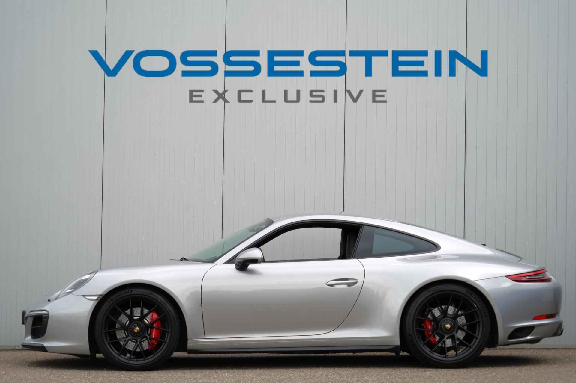 Porsche 911 3.0 Carrera GTS / 4wielbesturing / Sport Chrono / Sportuilaat / Dealer onderhouden / NL-Auto! - 37/43